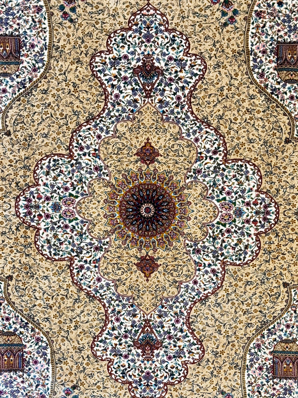 Luxury Persian Bamboo Silk Rug 150x225 cm – Robot-Woven & Hand-Knotted Edges