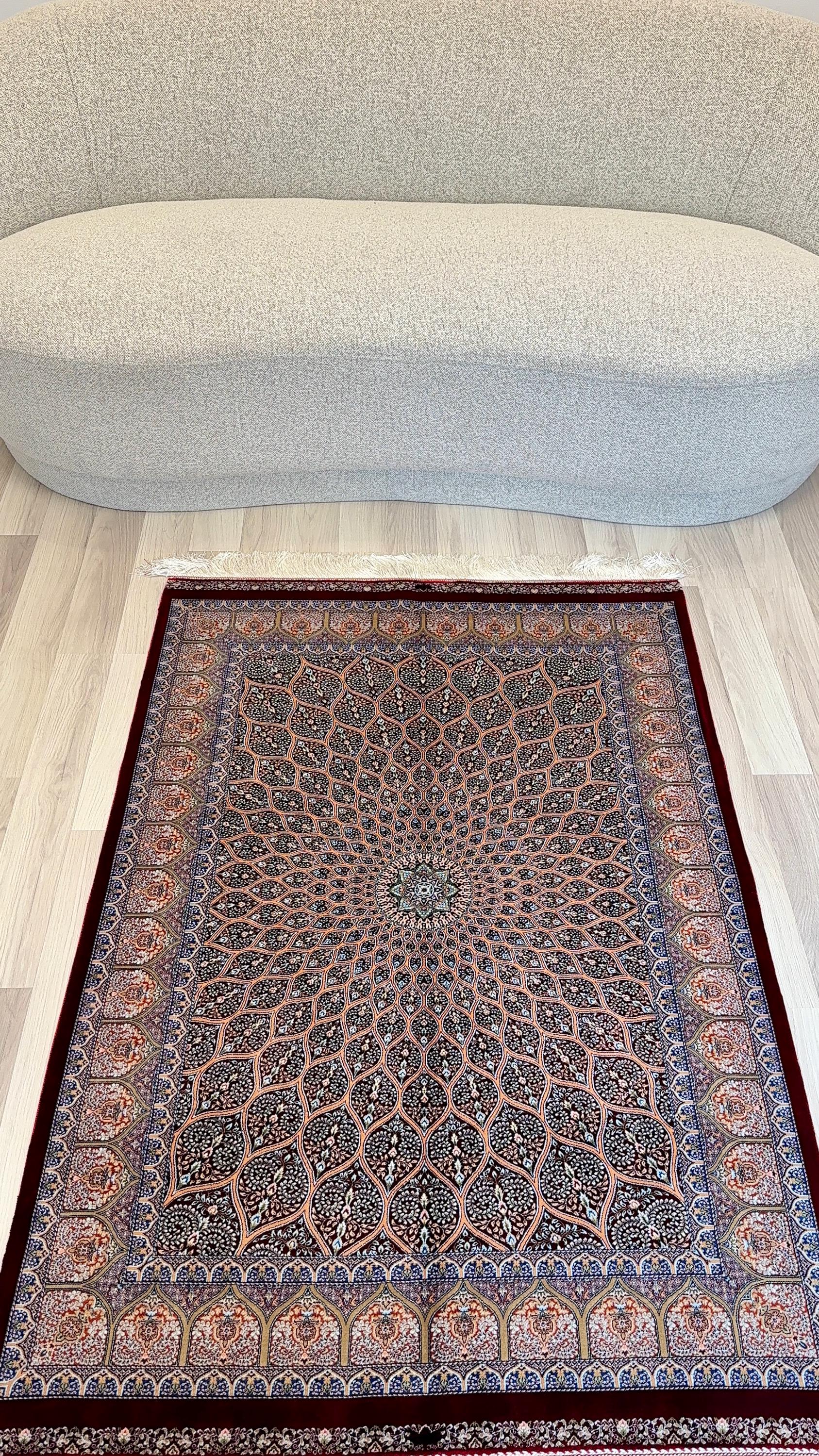 Luxury Persian Bamboo Silk Rug 100x150 cm – Robot-Woven & Hand-Knotted Edges