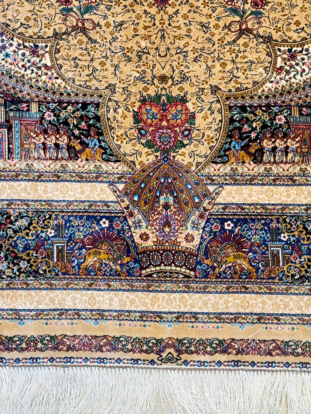 Luxury Persian Bamboo Silk Rug 150x225 cm – Robot-Woven & Hand-Knotted Edges