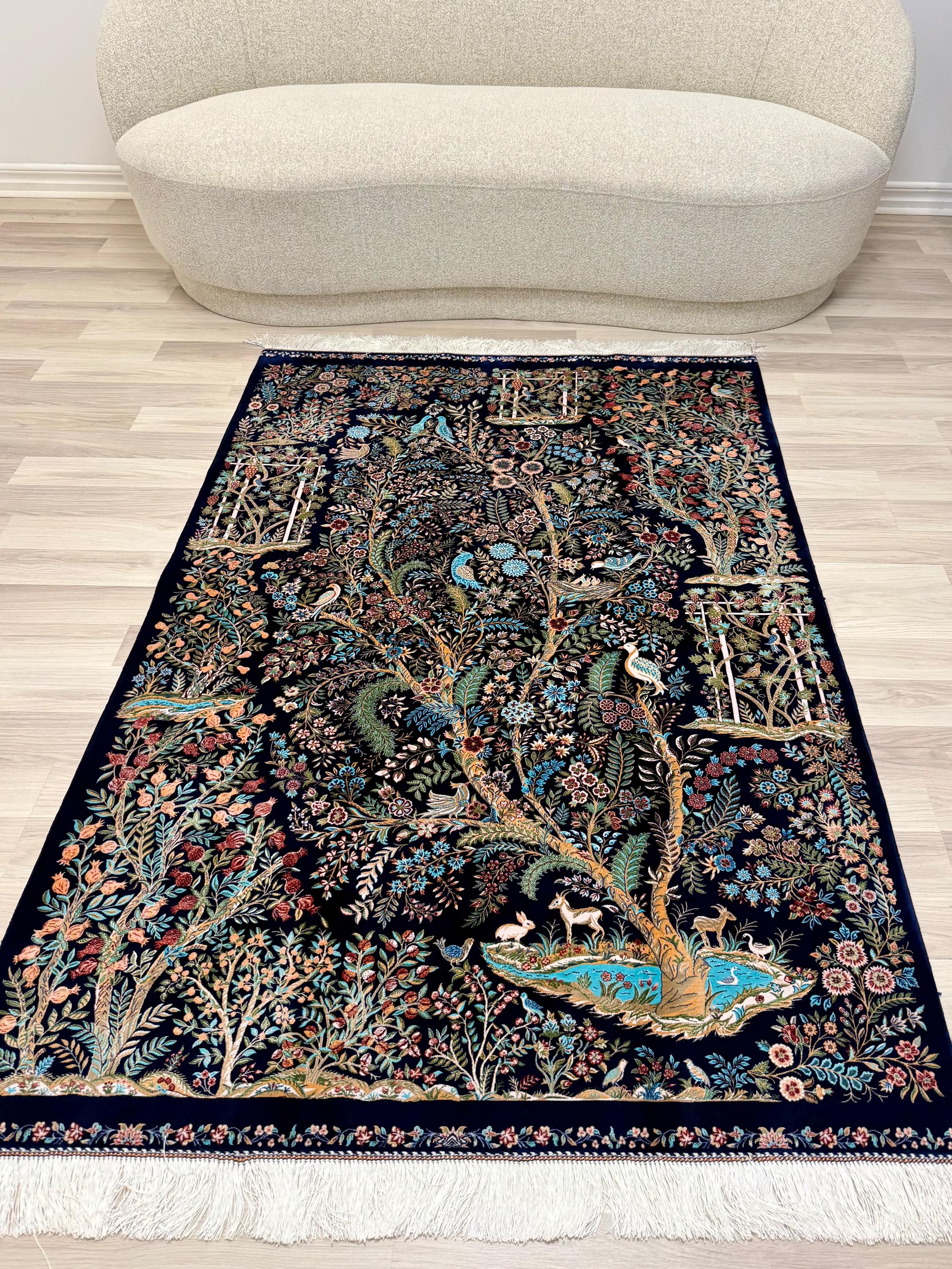 Luxury Persian Bamboo Silk Rug 120x180 cm – Robot-Woven & Hand-Knotted Edges