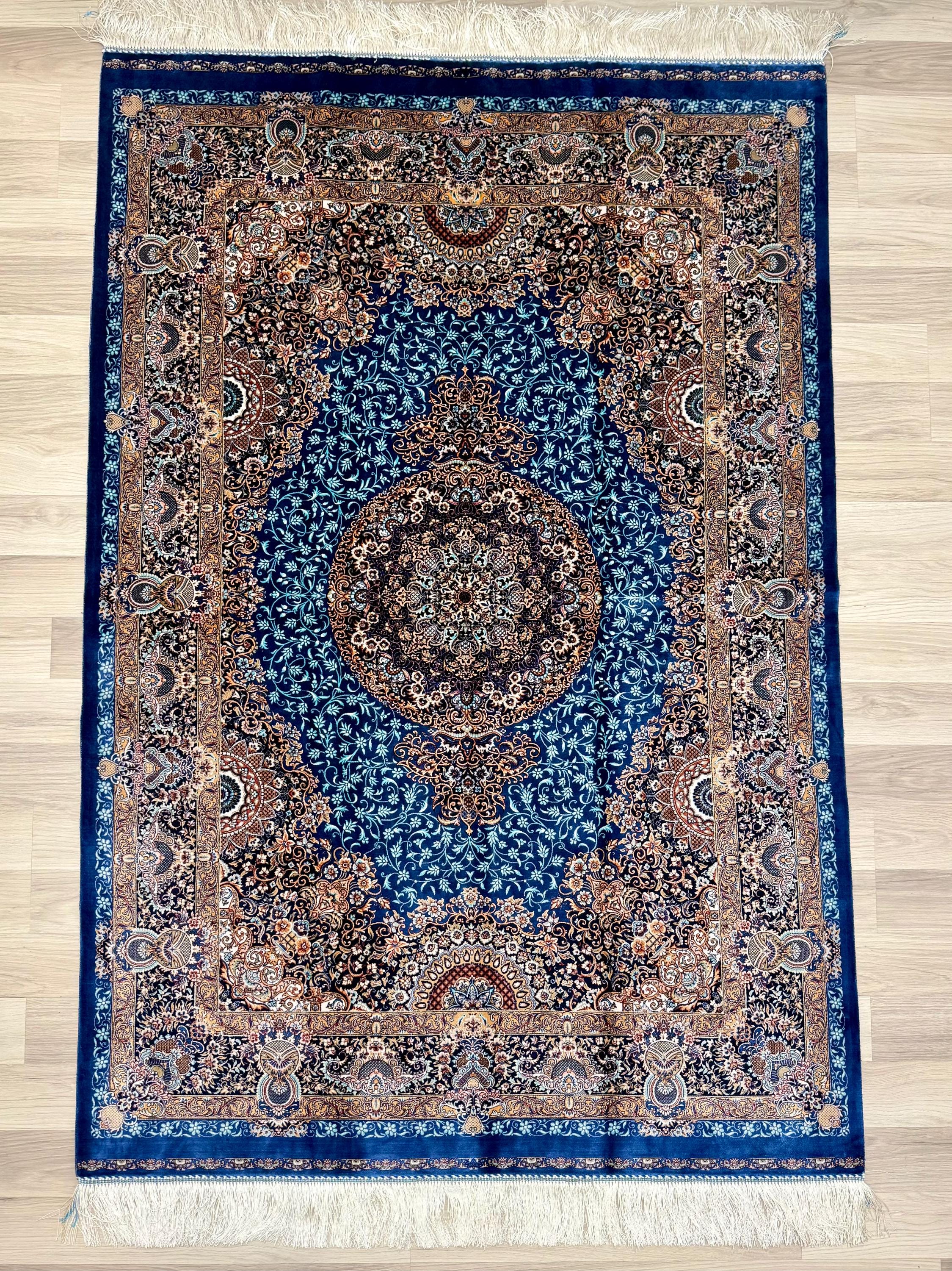 Luxury Persian Bamboo Silk Rug 120x180 cm – Robot-Woven & Hand-Knotted Edges