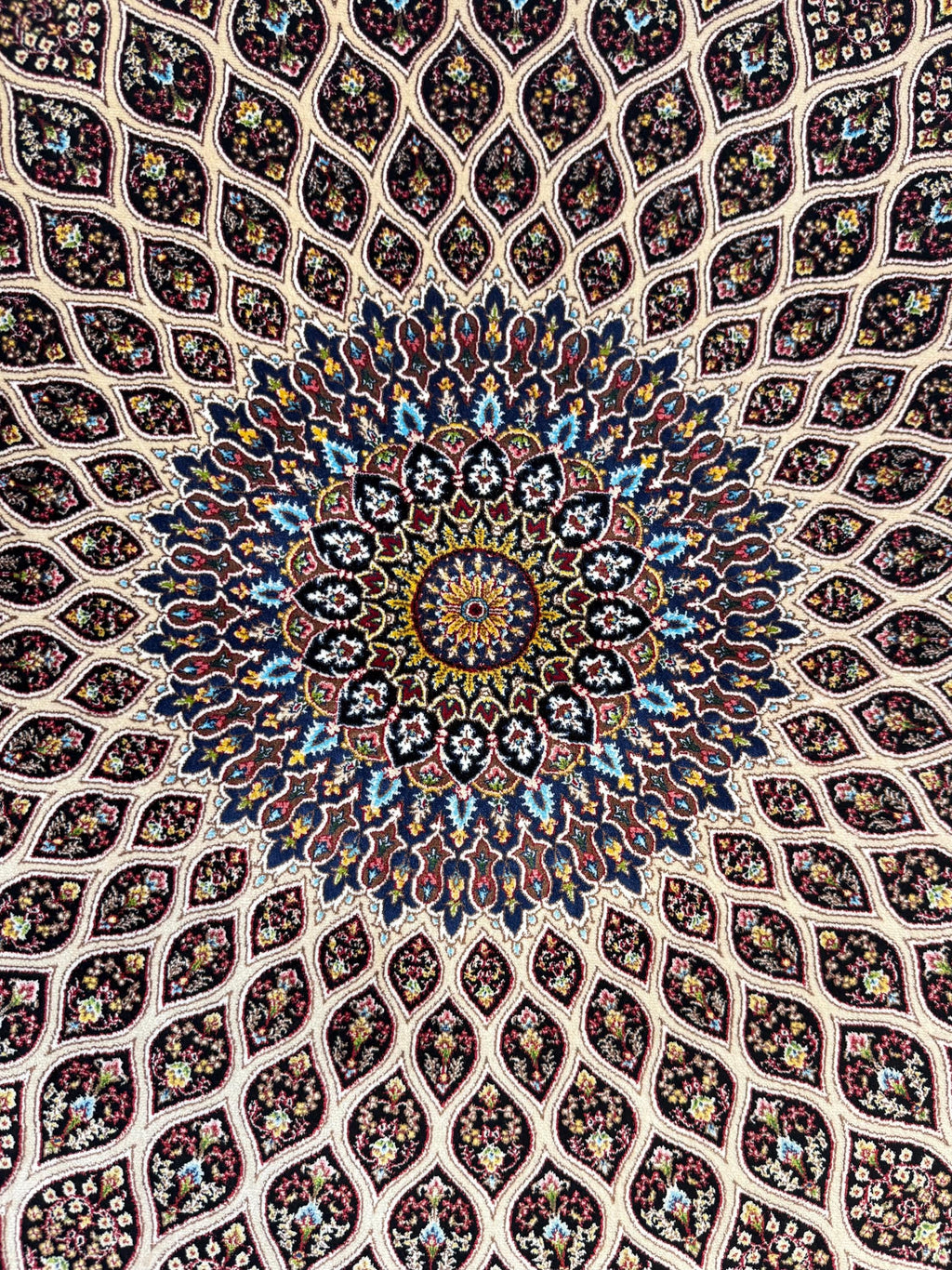 Elegant persian Bamboo Silk Rug 60x90 cm – Robot-Woven & Hand-Knotted Edges