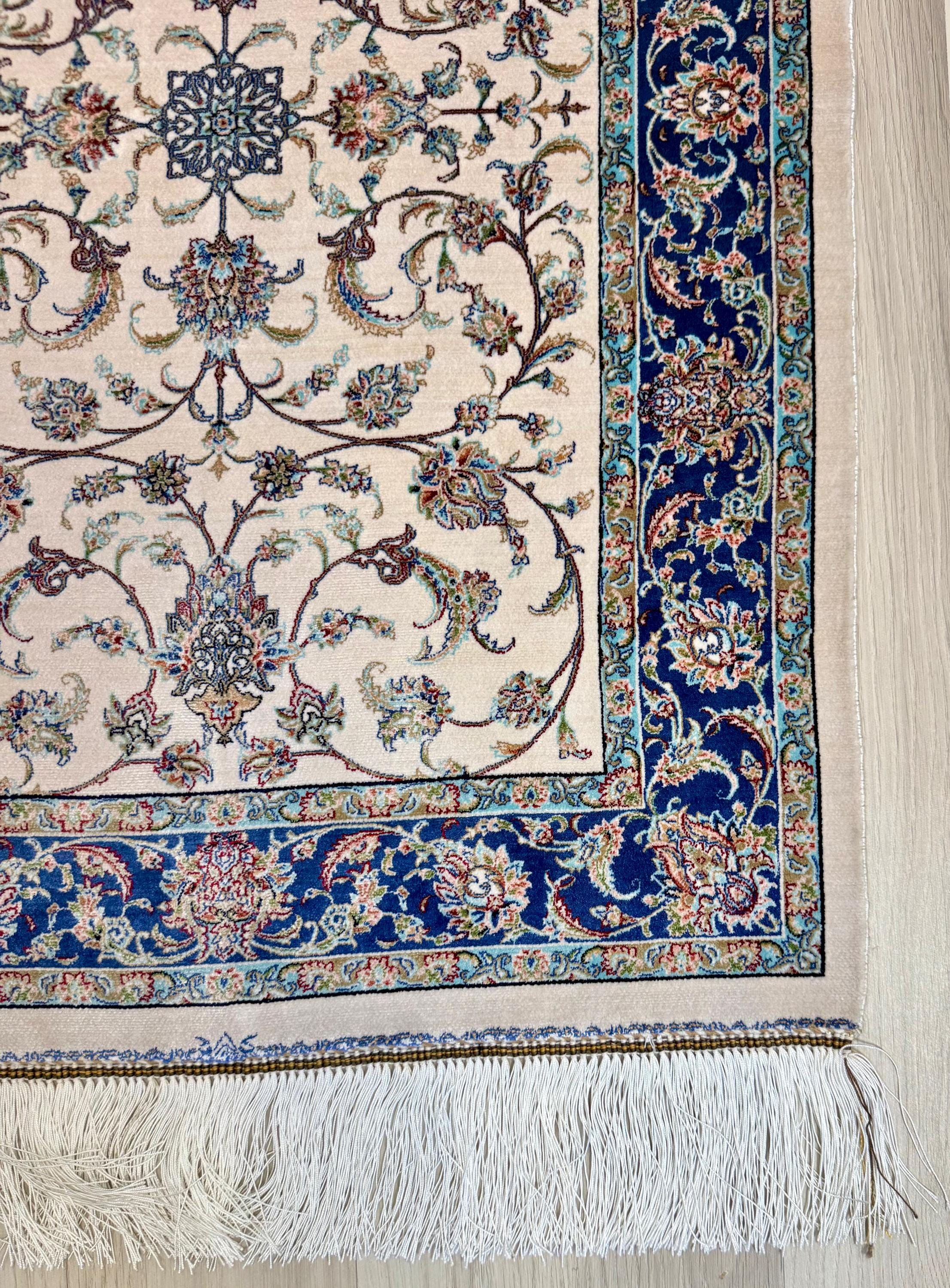 Elegant Persian Bamboo Silk Rug 60x90 cm – Robot-Woven & Hand-Knotted Edges