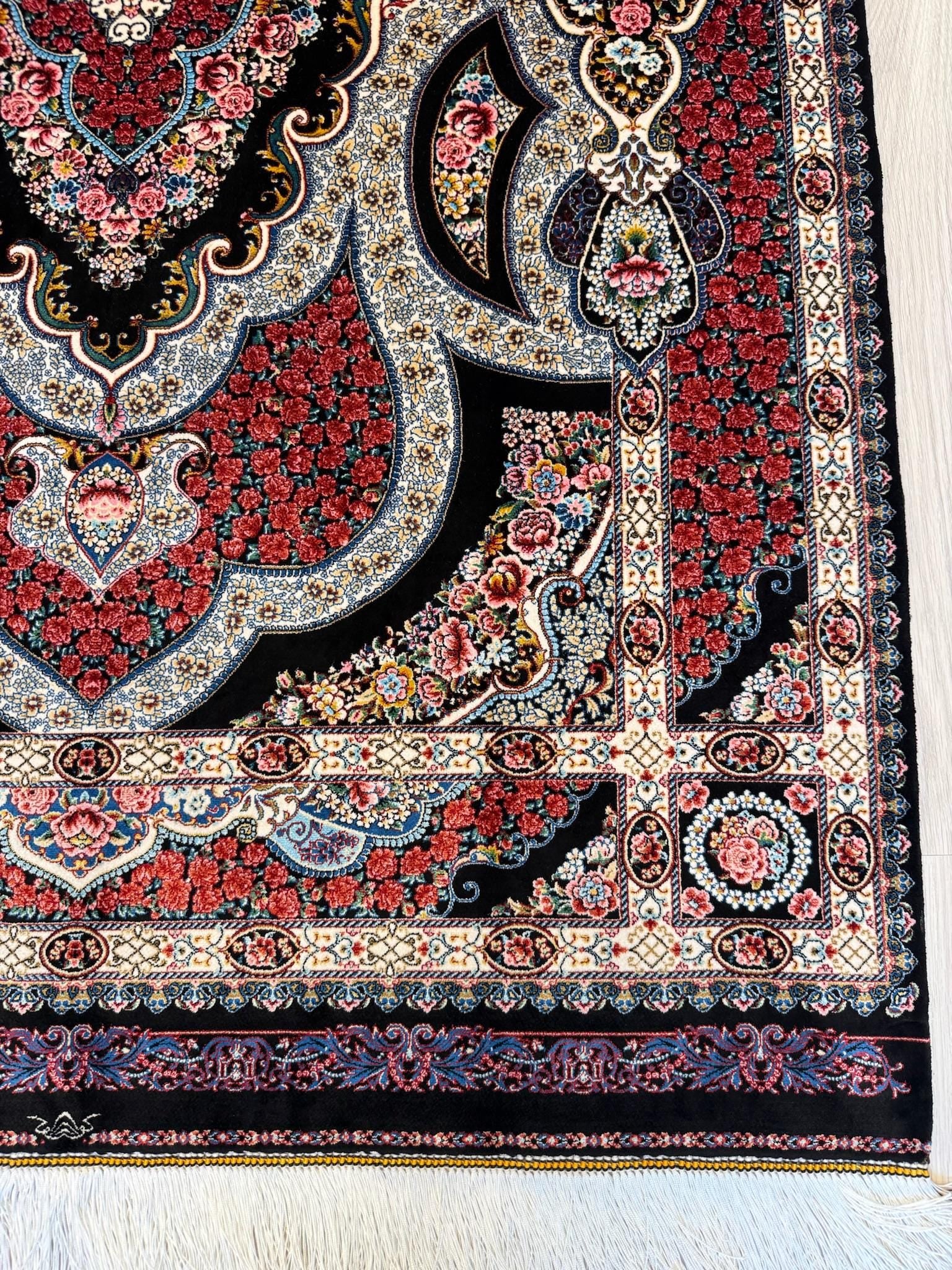 Luxury Persian Bamboo Silk Rug 100x150 cm – Robot-Woven & Hand-Knotted Edges