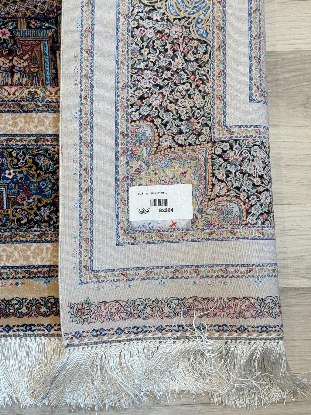 Luxury Persian Bamboo Silk Rug 150x225 cm – Robot-Woven & Hand-Knotted Edges