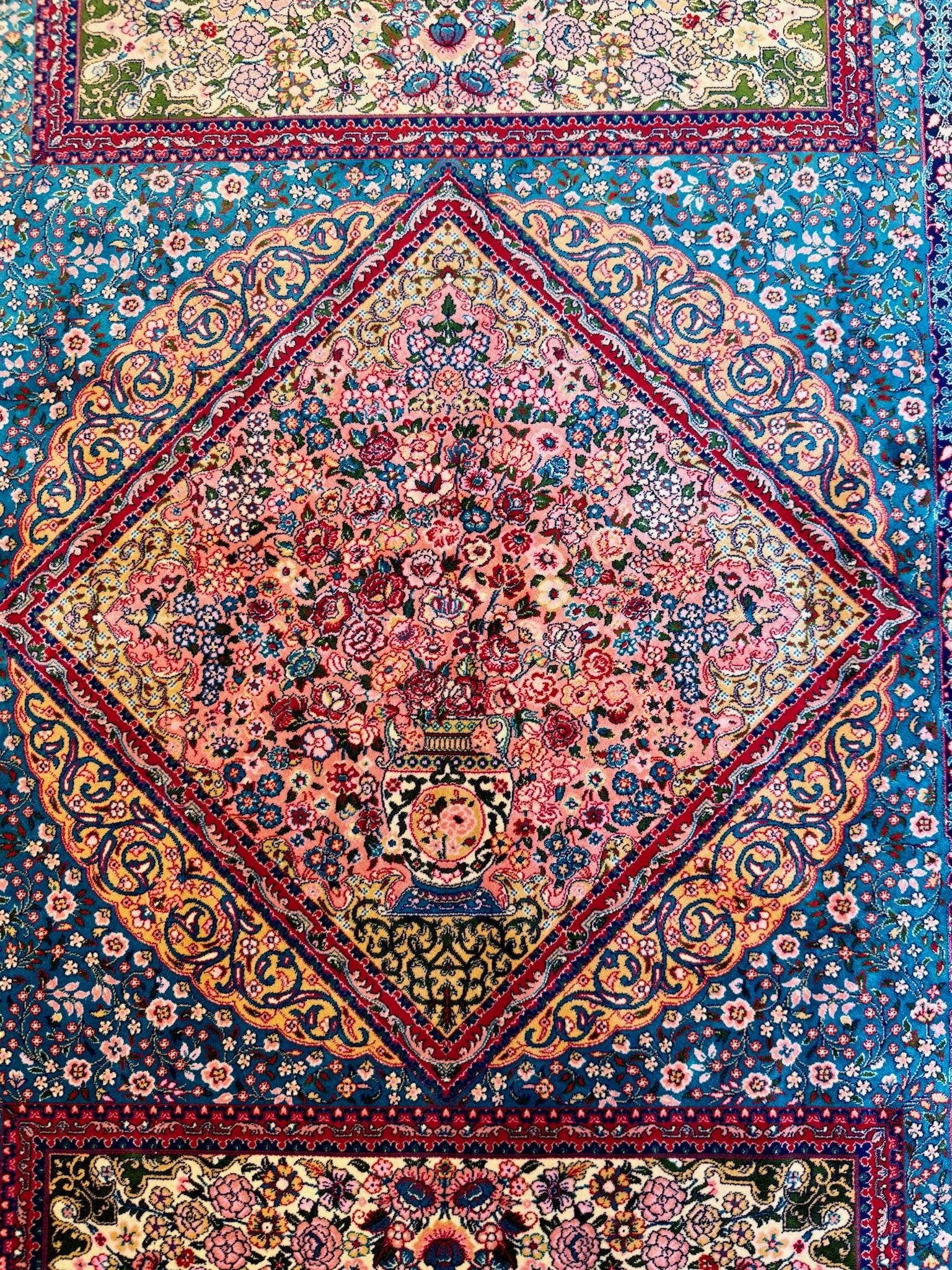 Luxury Persian Bamboo Silk Rug 100x150 cm – Robot-Woven & Hand-Knotted Edges