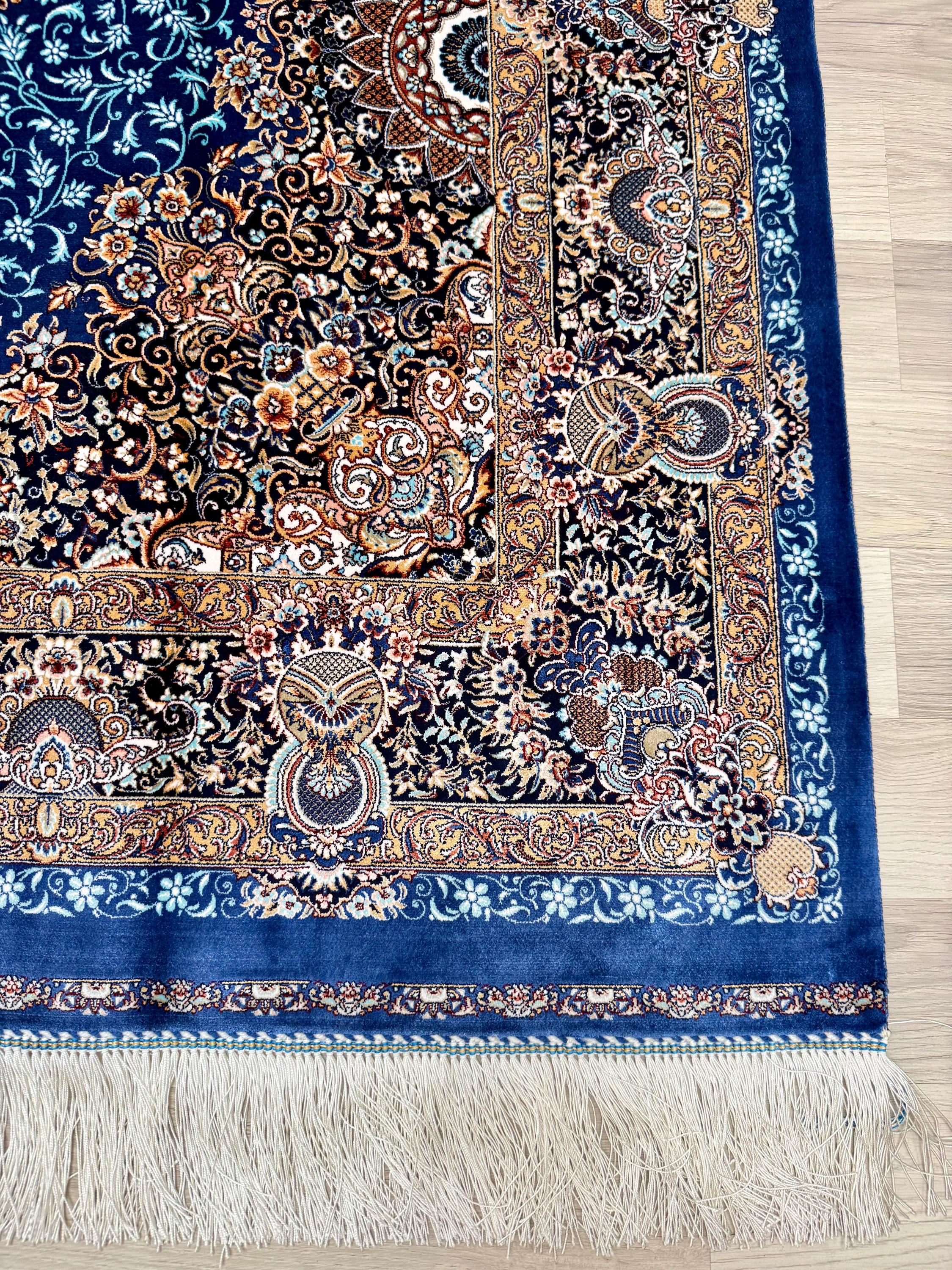 Luxury Persian Bamboo Silk Rug 120x180 cm – Robot-Woven & Hand-Knotted Edges