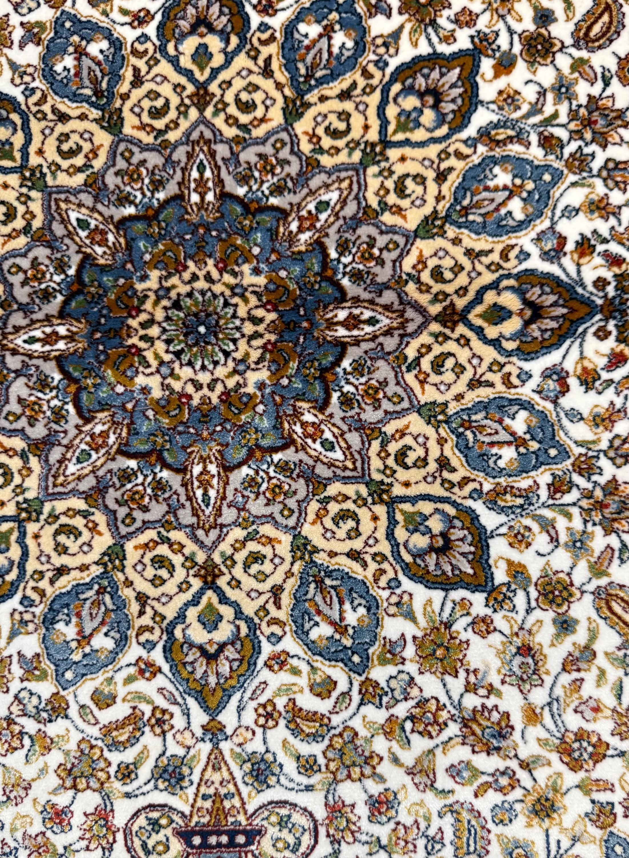 Elegant Persian Bamboo Silk Rug 60x90 cm – Robot-Woven & Hand-Knotted Edges