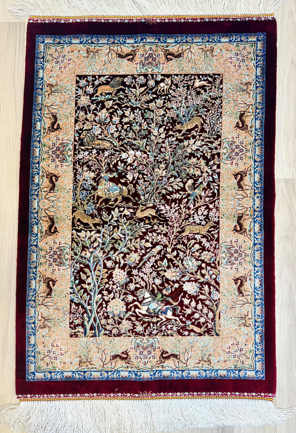 Elegant Persian Bamboo Silk Rug 60x90 cm – Robot-Woven & Hand-Knotted Edges