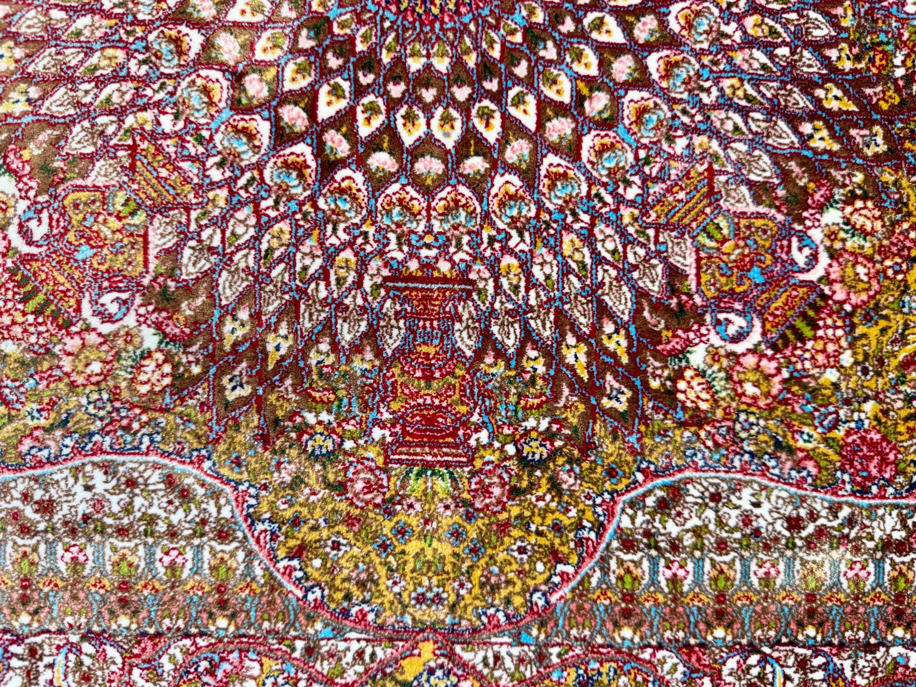 Luxury Persian Bamboo Silk Rug 80x120 cm – Robot-Woven & Hand-Knotted Edges