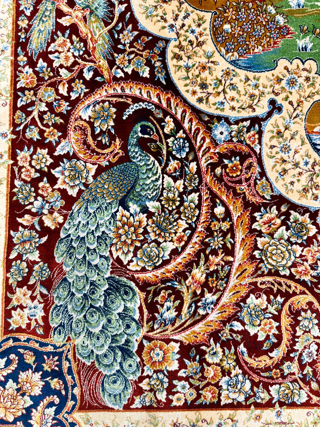 Luxury Persian Bamboo Silk Rug 120x180 cm – Robot-Woven & Hand-Knotted Edges