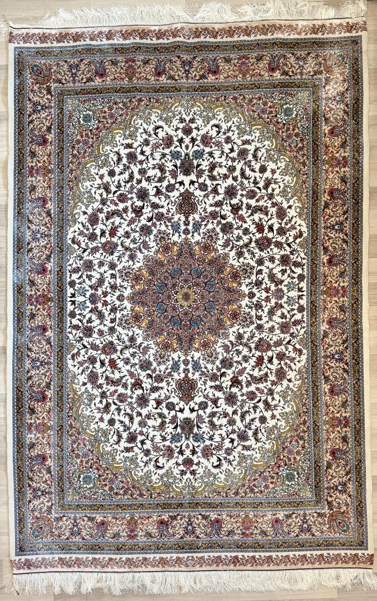 Luxury Persian Bamboo Silk Rug 150x225 cm – Robot-Woven & Hand-Knotted Edges