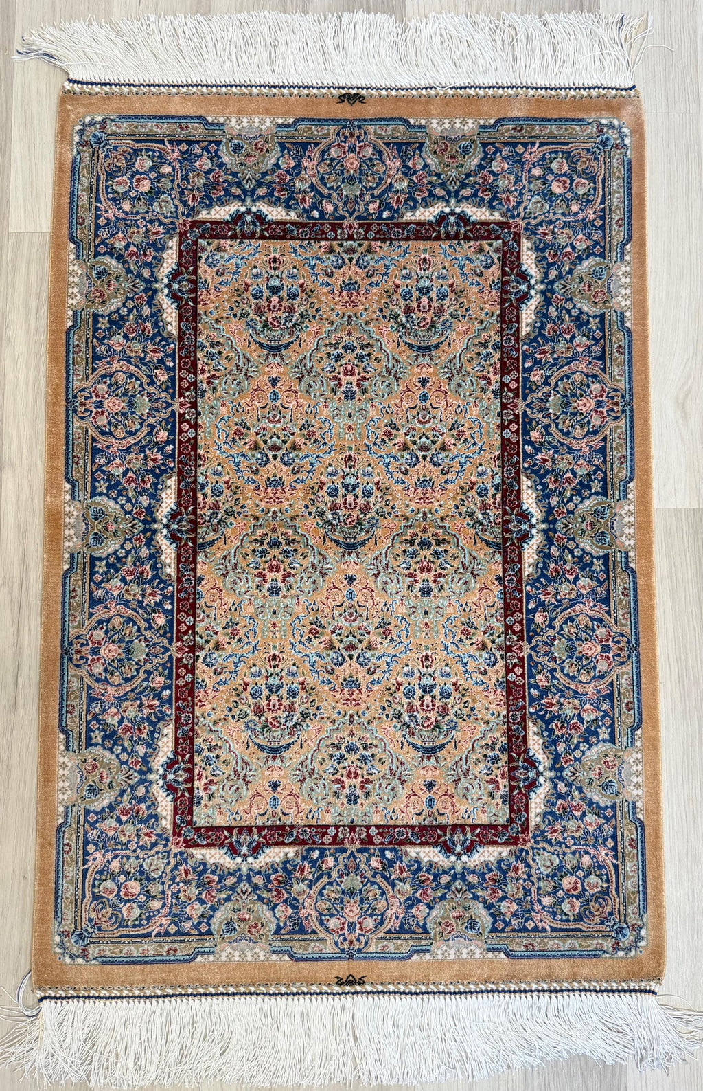 Elegant Persian Bamboo Silk Rug 60x90 cm – Robot-Woven & Hand-Knotted Edges