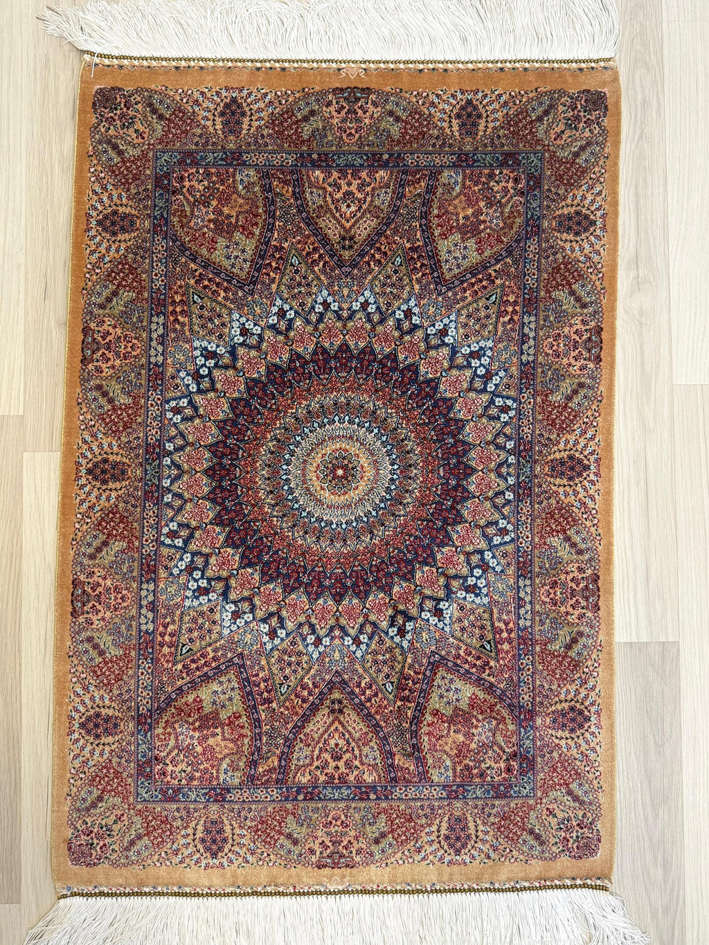 Elegant Persian Bamboo Silk Rug 60x90 cm – Robot-Woven & Hand-Knotted Edges