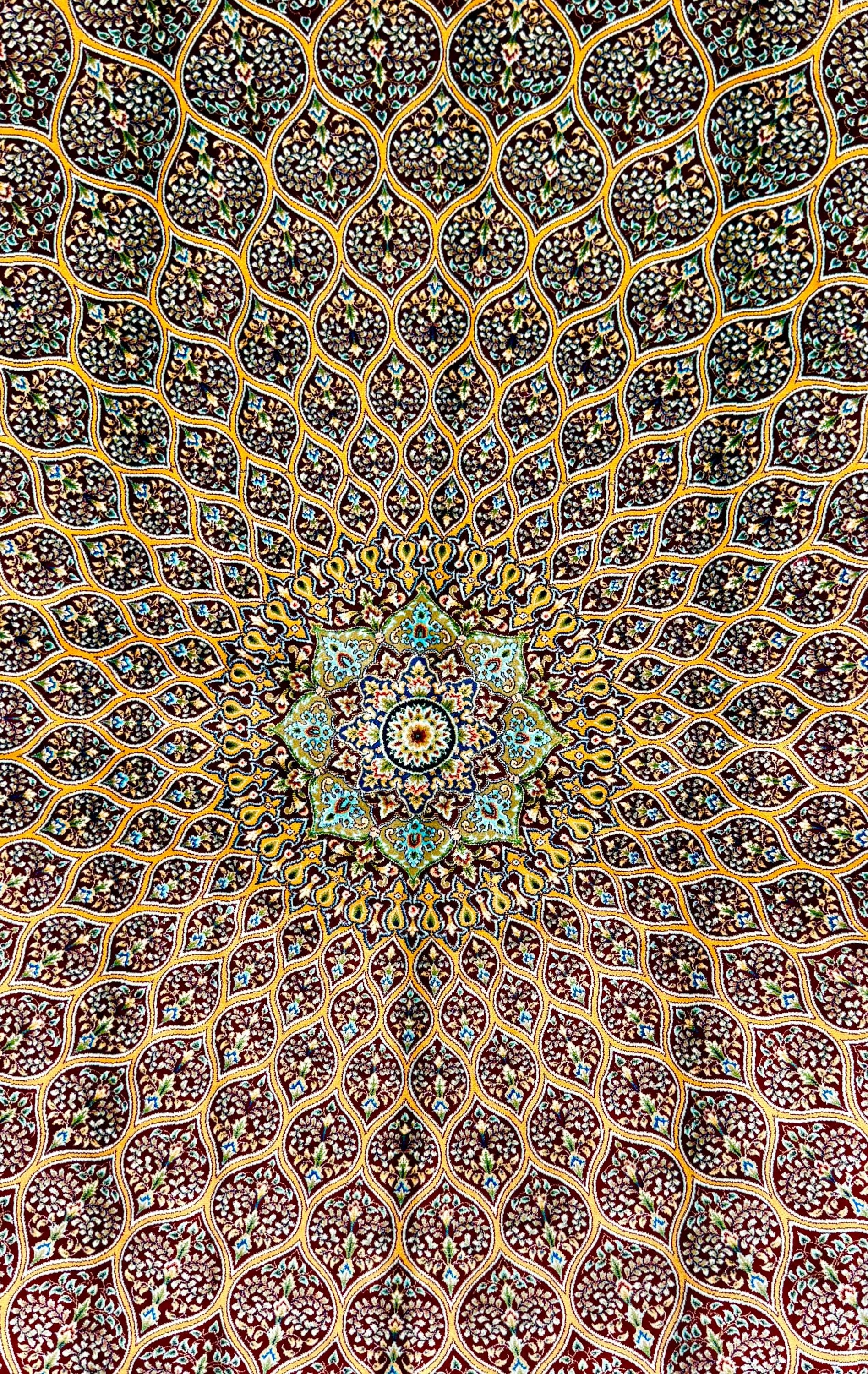 Luxury Persian Bamboo Silk Rug 120x180 cm – Robot-Woven & Hand-Knotted Edges