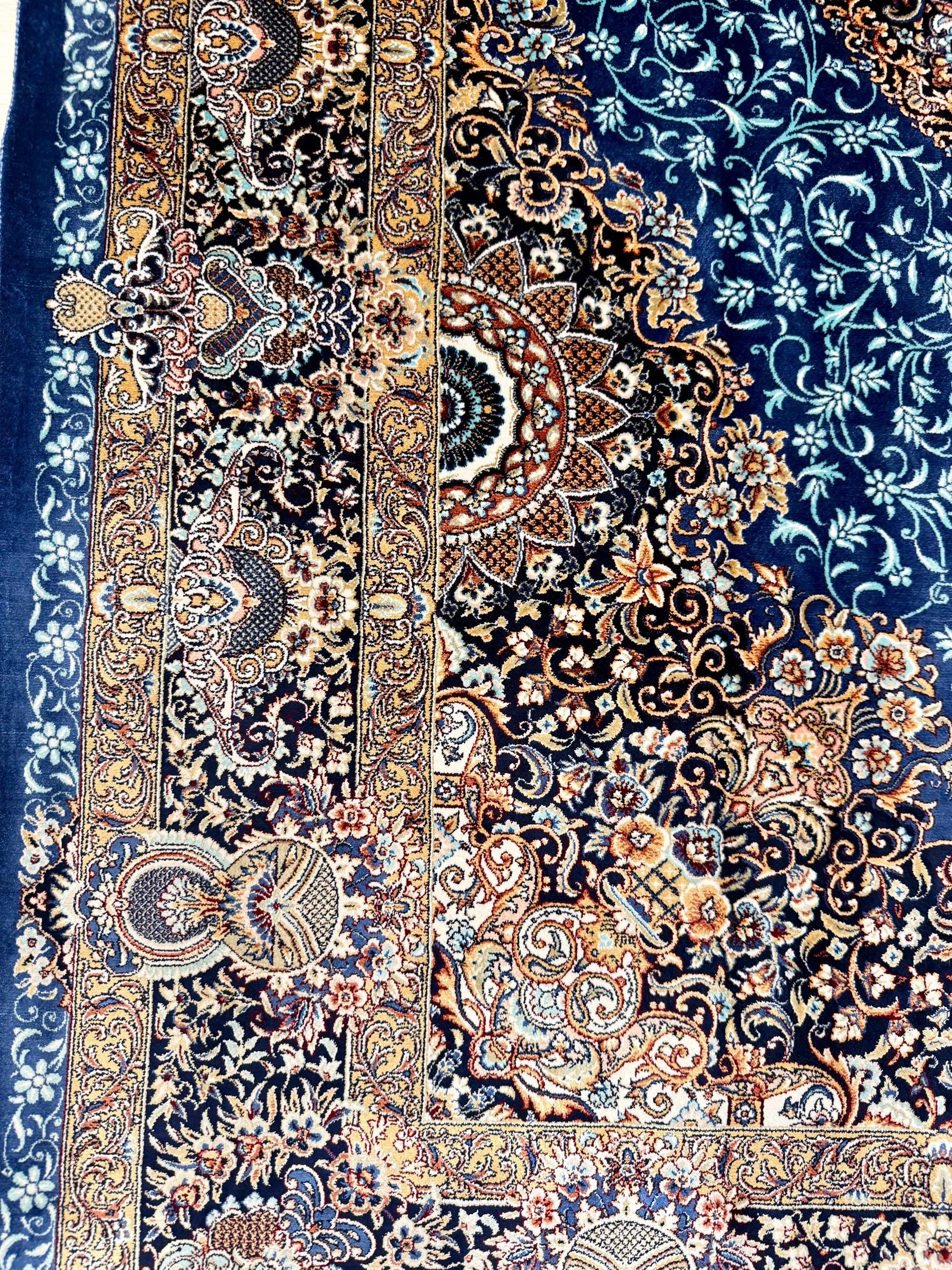 Luxury Persian Bamboo Silk Rug 120x180 cm – Robot-Woven & Hand-Knotted Edges