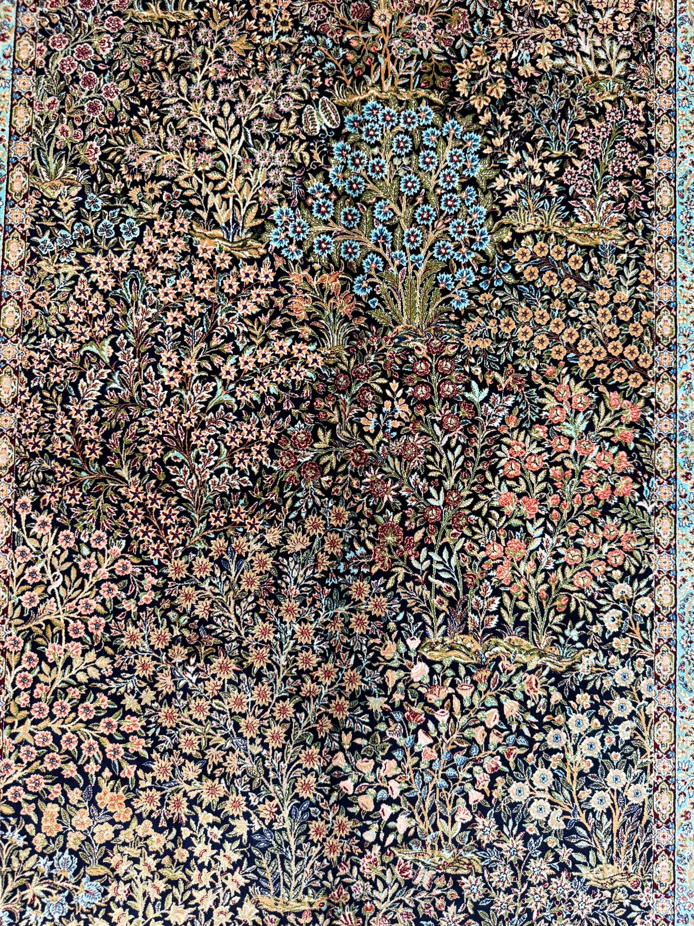 Luxury Persian Bamboo Silk Rug 100x150 cm – Robot-Woven & Hand-Knotted Edges