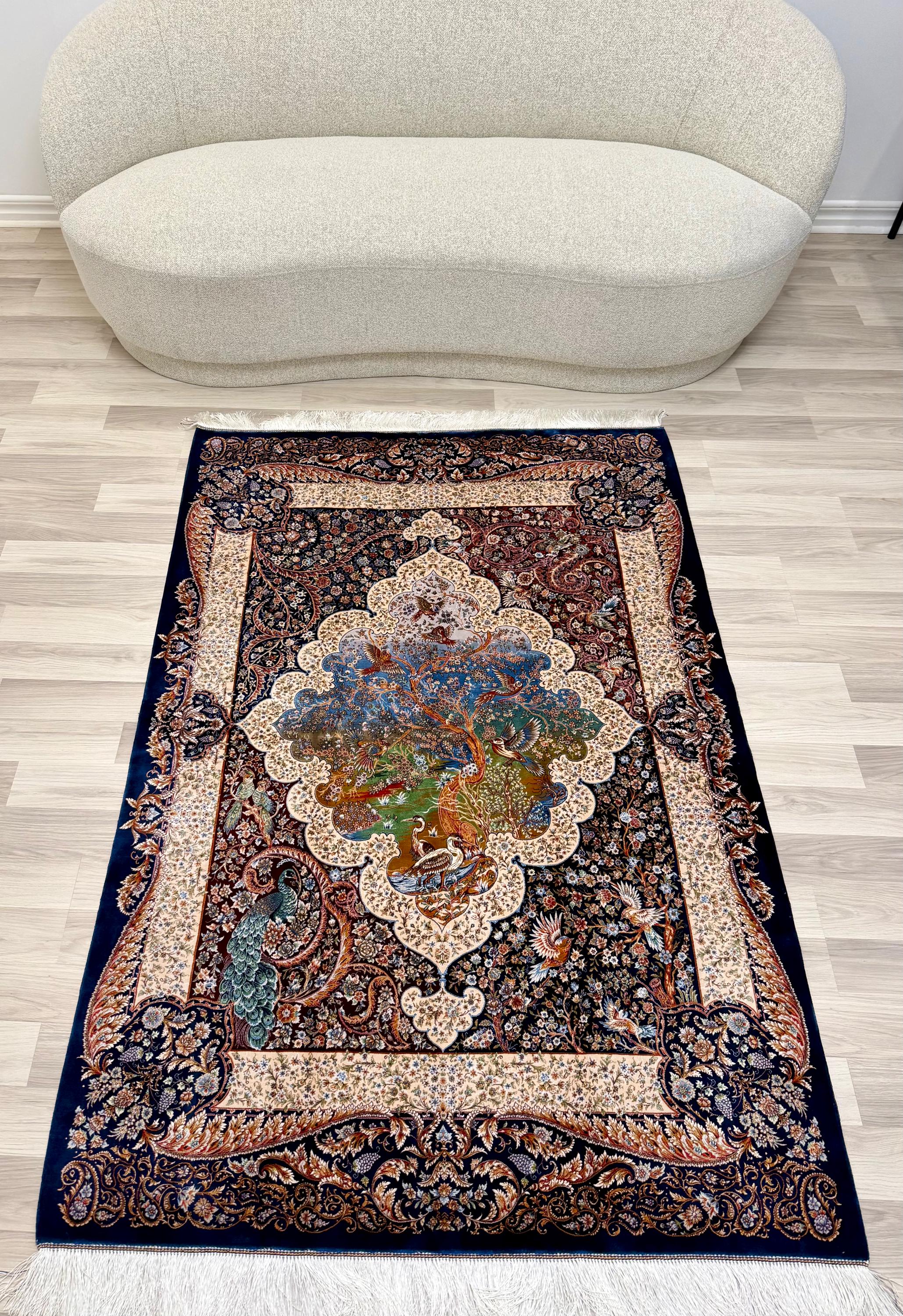 Luxury Persian Bamboo Silk Rug 120x180 cm – Robot-Woven & Hand-Knotted Edges