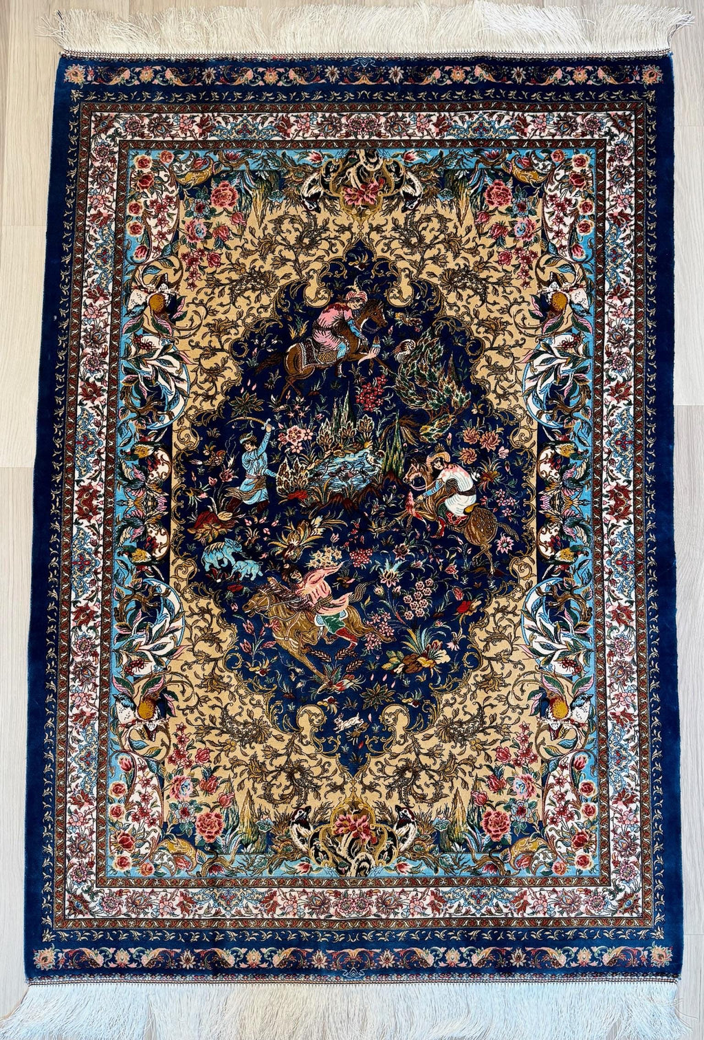 Luxury Persian Bamboo Silk Rug 100x150 cm – Robot-Woven & Hand-Knotted Edges