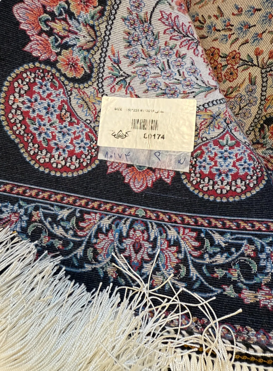 Luxury Persian Bamboo Silk Rug 150x225 cm – Robot-Woven & Hand-Knotted Edges