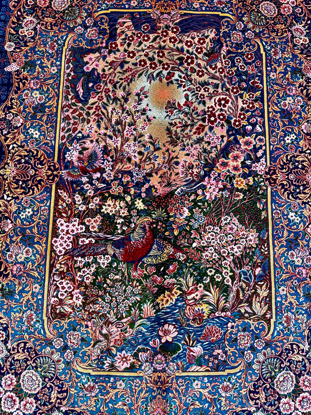 Luxury Persian Bamboo Silk Rug 100x150 cm – Robot-Woven & Hand-Knotted Edges