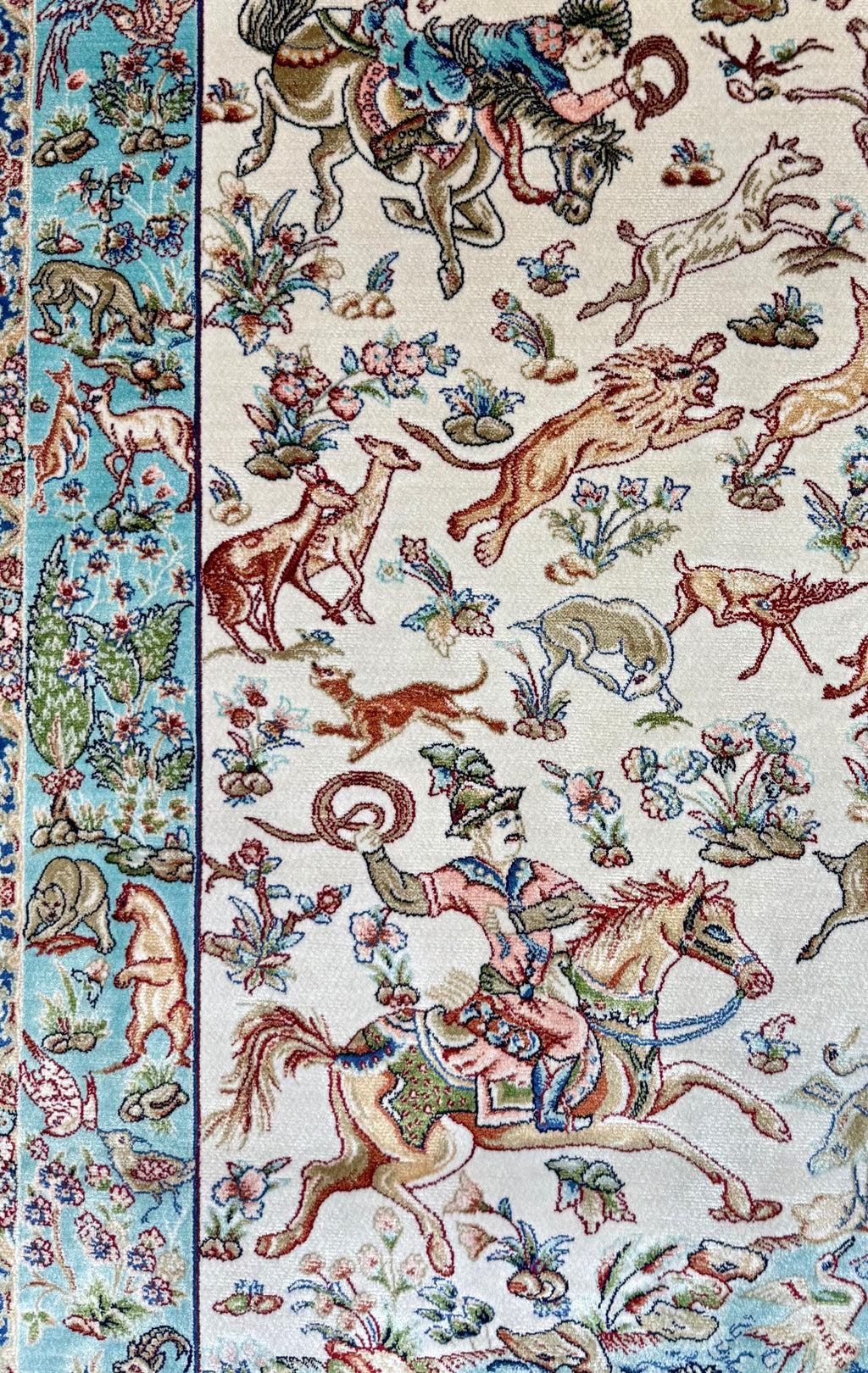 Elegant Persian Bamboo Silk Rug 60x90 cm – Robot-Woven & Hand-Knotted Edges