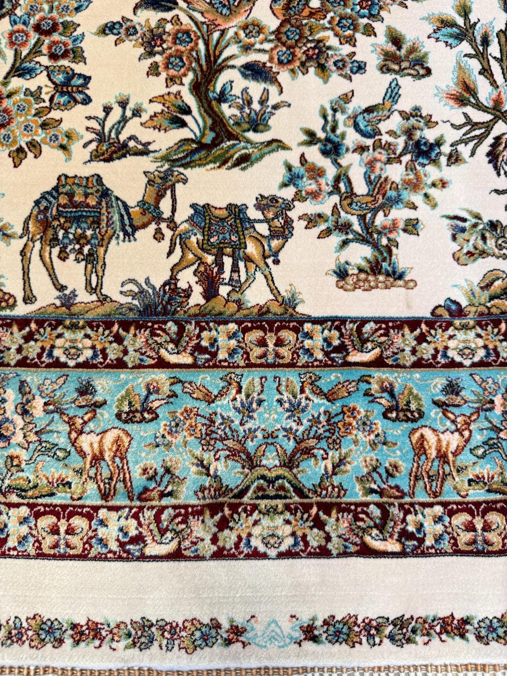 Luxury Persian Bamboo Silk Rug 100x150 cm – Robot-Woven & Hand-Knotted Edges