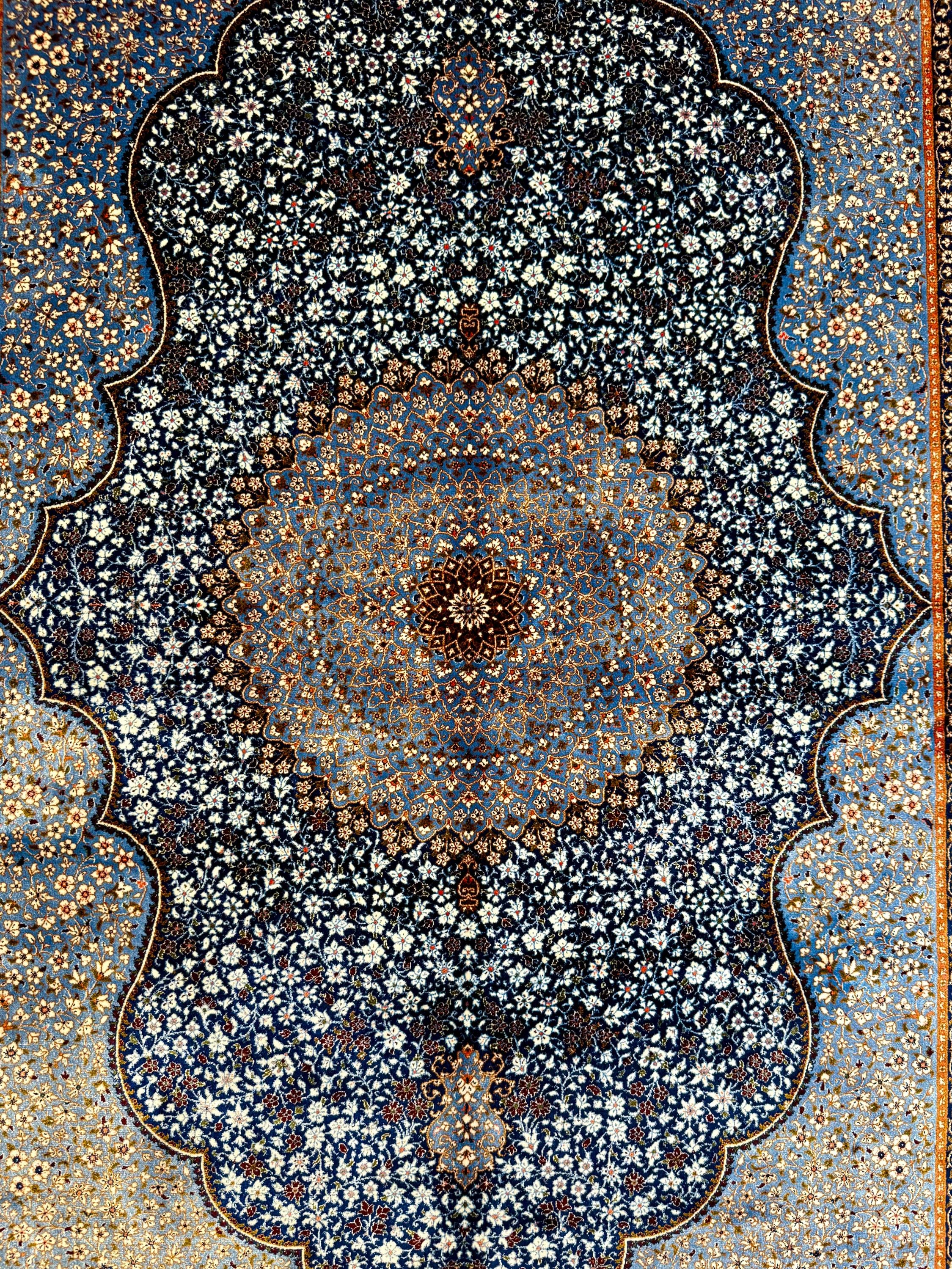 Luxury Persian Bamboo Silk Rug 100x150 cm – Robot-Woven & Hand-Knotted Edges