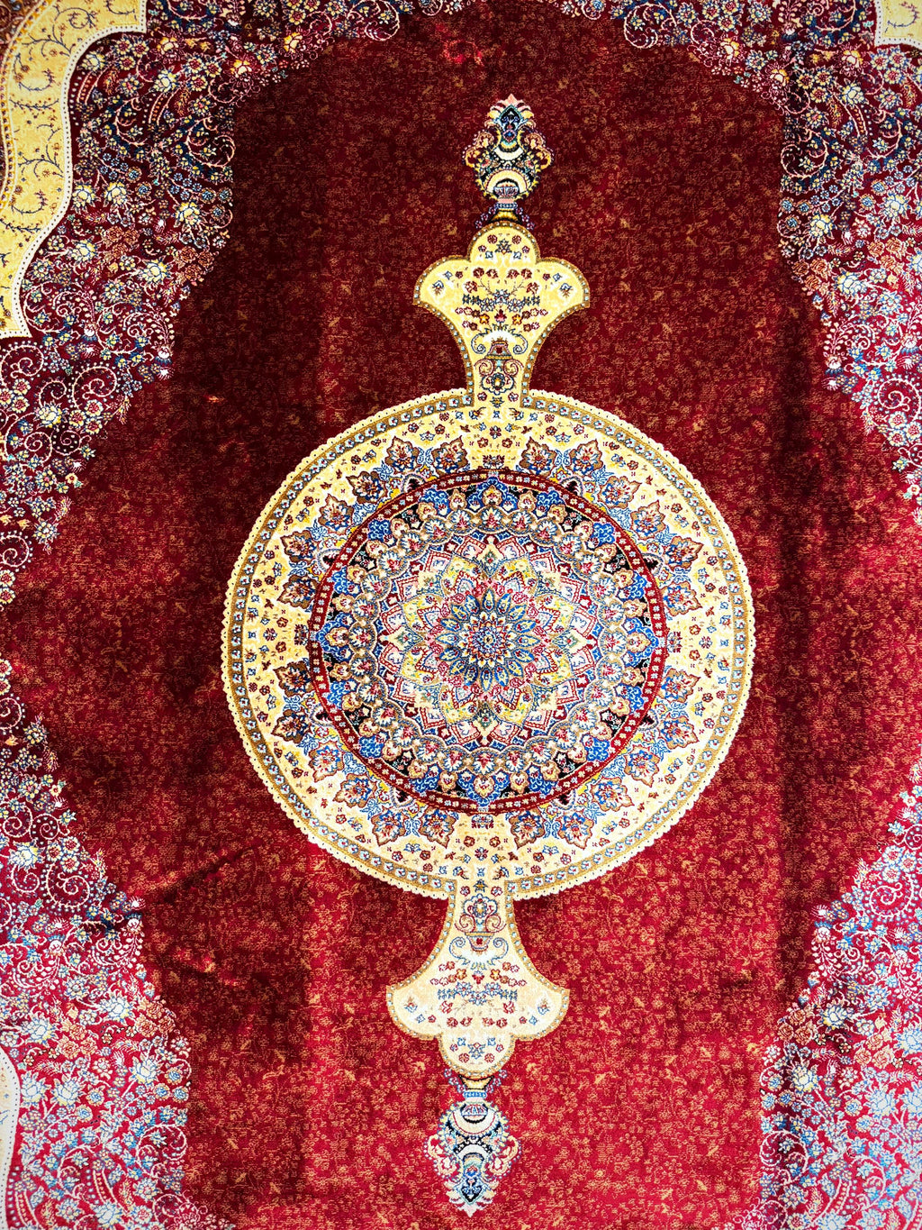 Luxury Persian Bamboo Silk Rug 120x180 cm – Robot-Woven & Hand-Knotted Edges