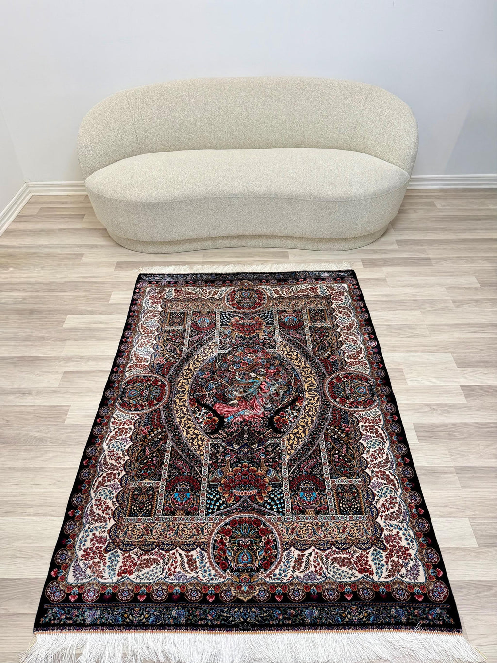 Luxury Persian Bamboo Silk Rug 120x180 cm – Robot-Woven & Hand-Knotted Edges