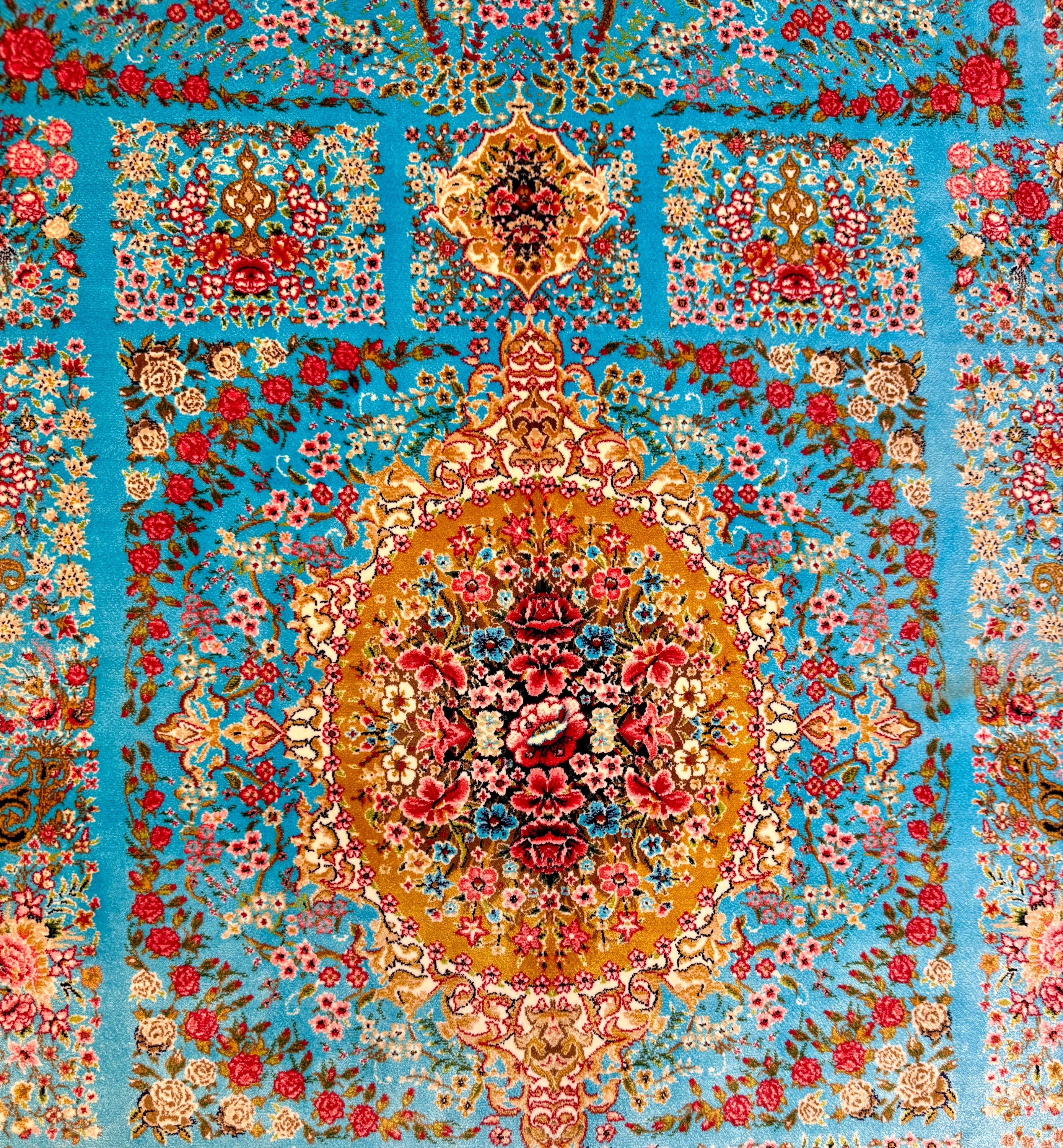 Luxury Persian Bamboo Silk Rug 85x125 cm – Robot-Woven & Hand-Knotted Edges