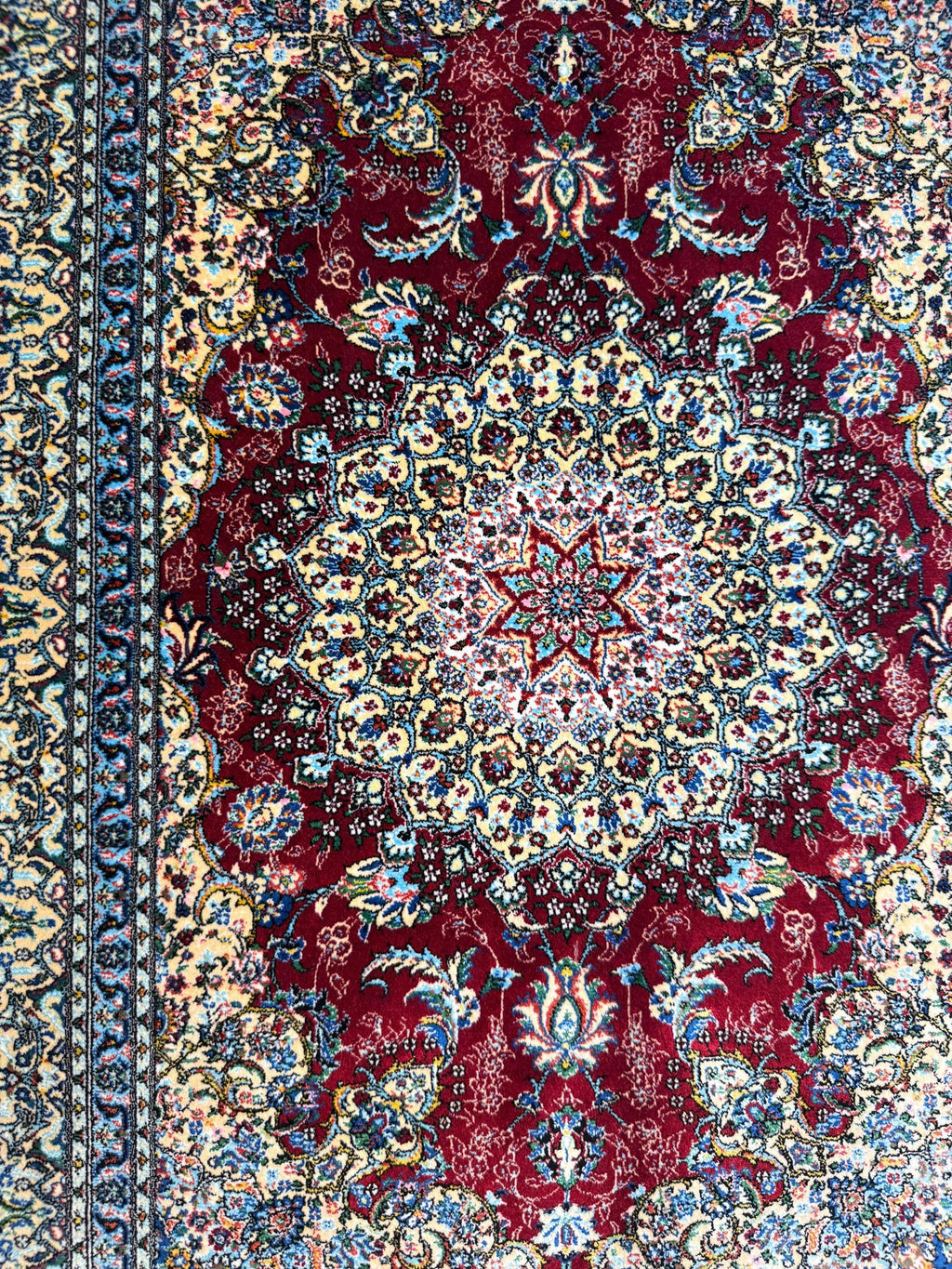 Elegant Persian Bamboo Silk Rug 60x90 cm – Robot-Woven & Hand-Knotted Edges