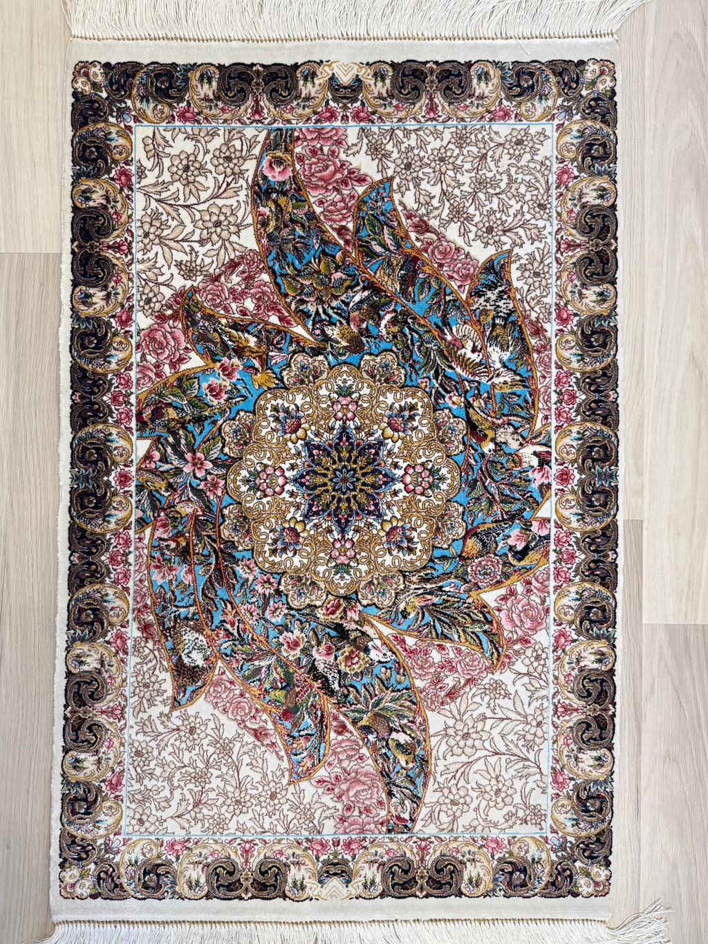 Elegant Persian Bamboo Silk Rug 60x90 cm – Robot-Woven & Hand-Knotted Edges