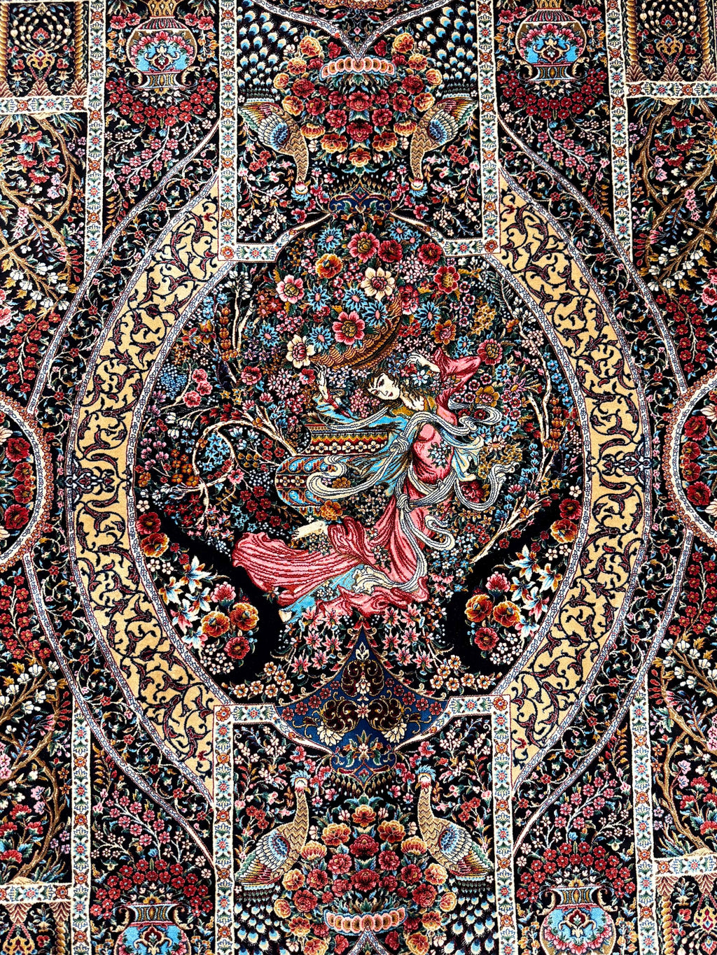 Luxury Persian Bamboo Silk Rug 150x225 cm – Robot-Woven & Hand-Knotted Edges