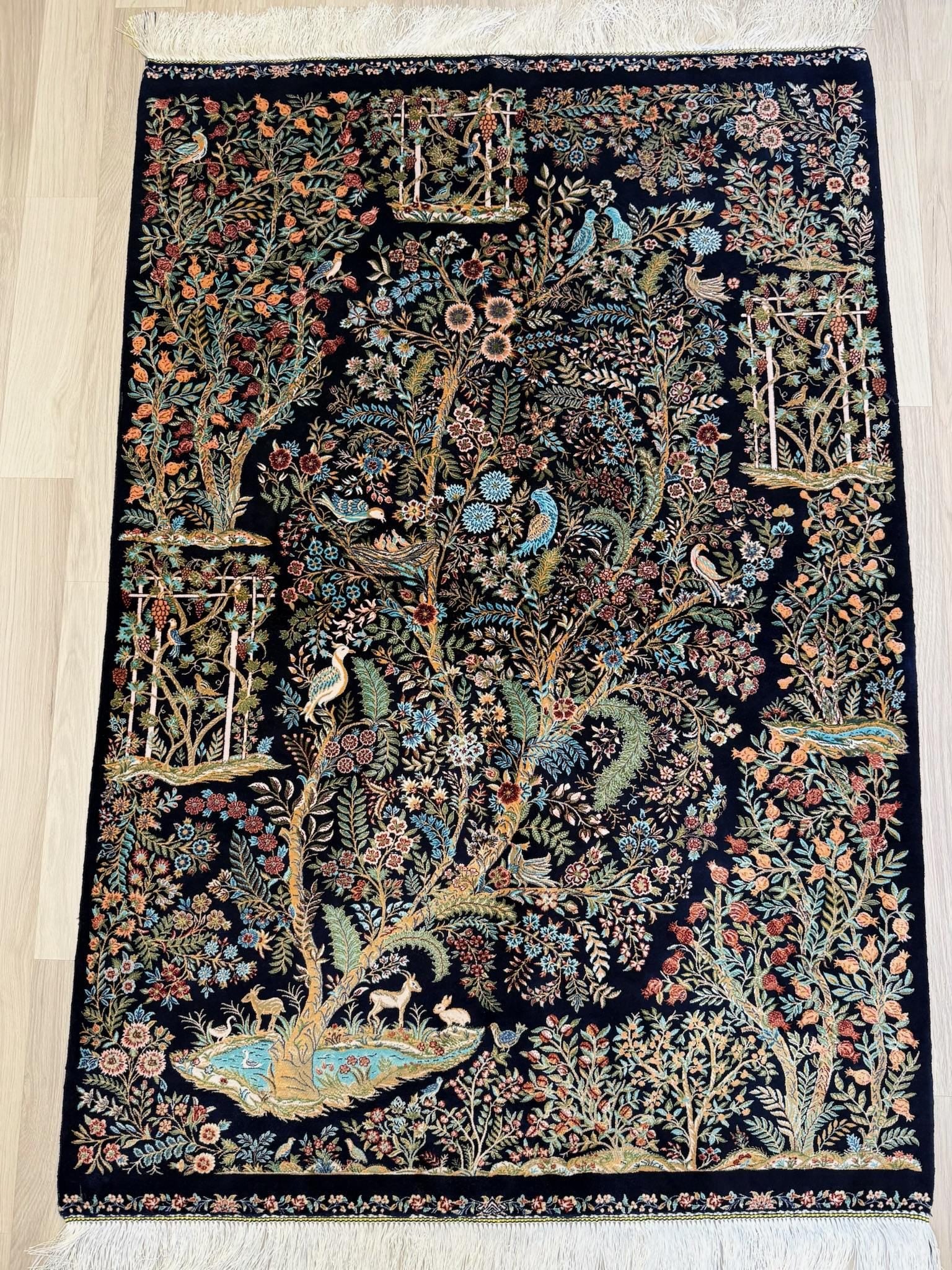 Luxury Persian Bamboo Silk Rug 100x150 cm – Robot-Woven & Hand-Knotted Edges