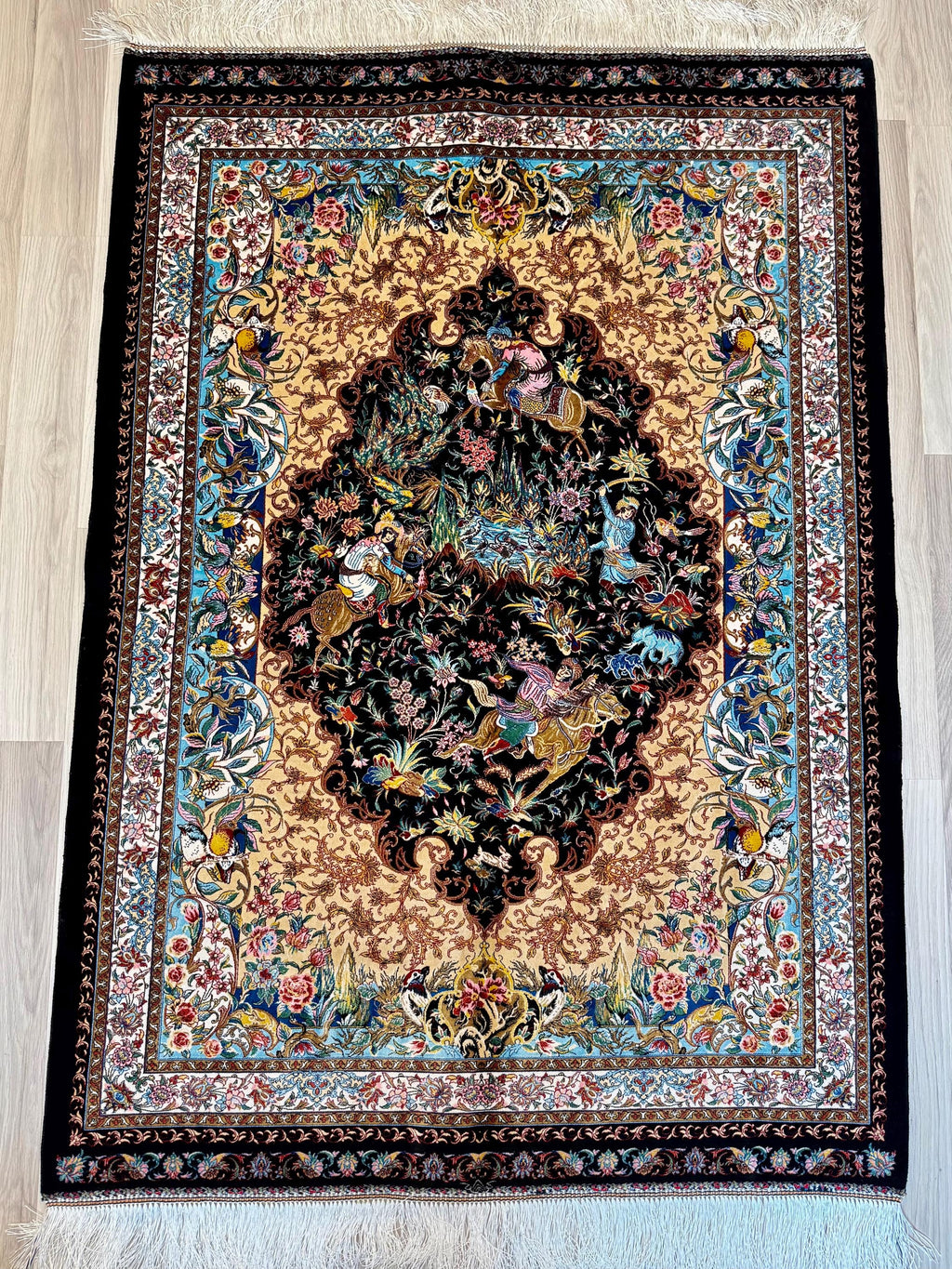 Luxury Persian Bamboo Silk Rug 100x150 cm – Robot-Woven & Hand-Knotted Edges