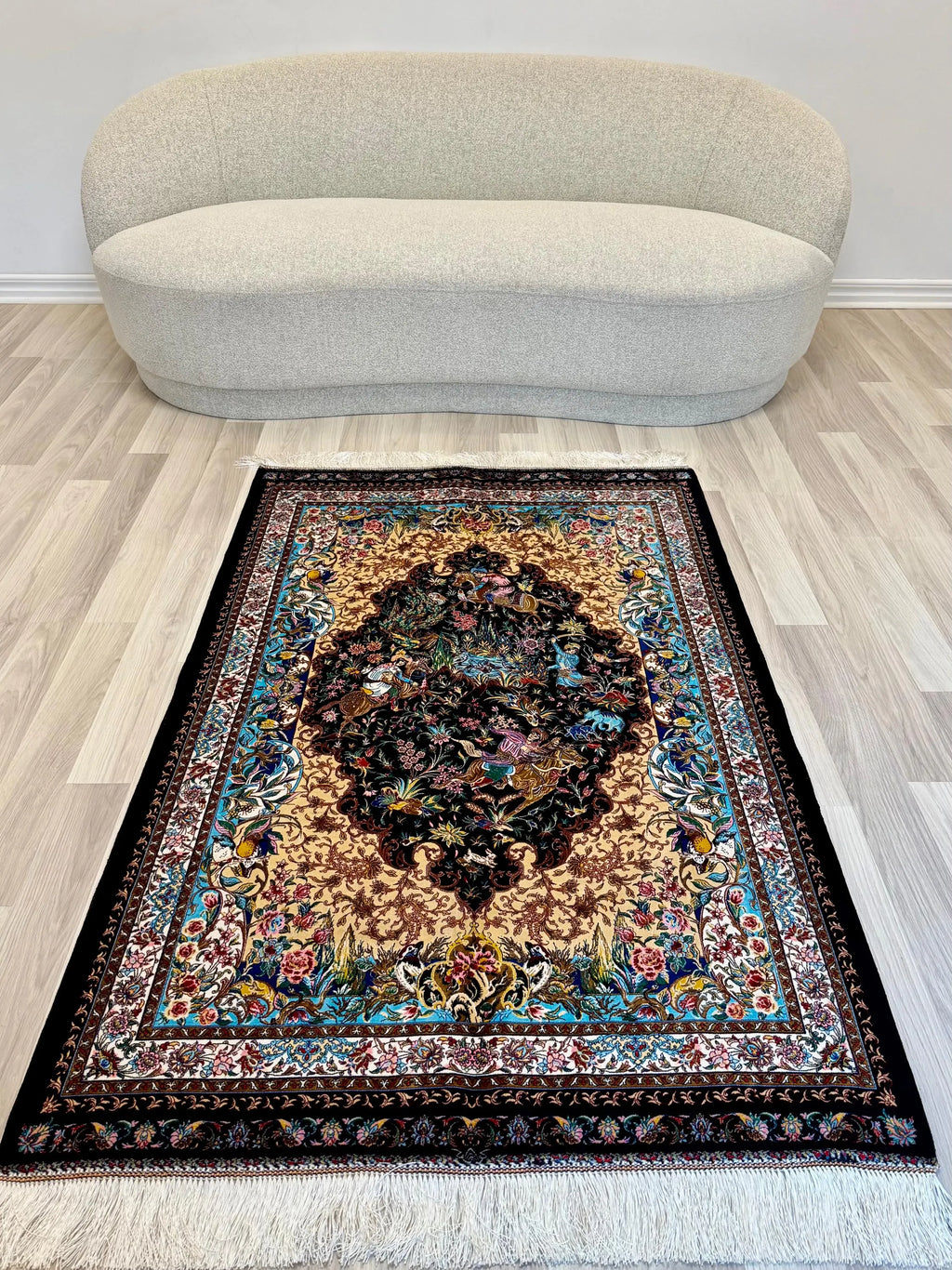 Luxury Persian Bamboo Silk Rug 100x150 cm – Robot-Woven & Hand-Knotted Edges