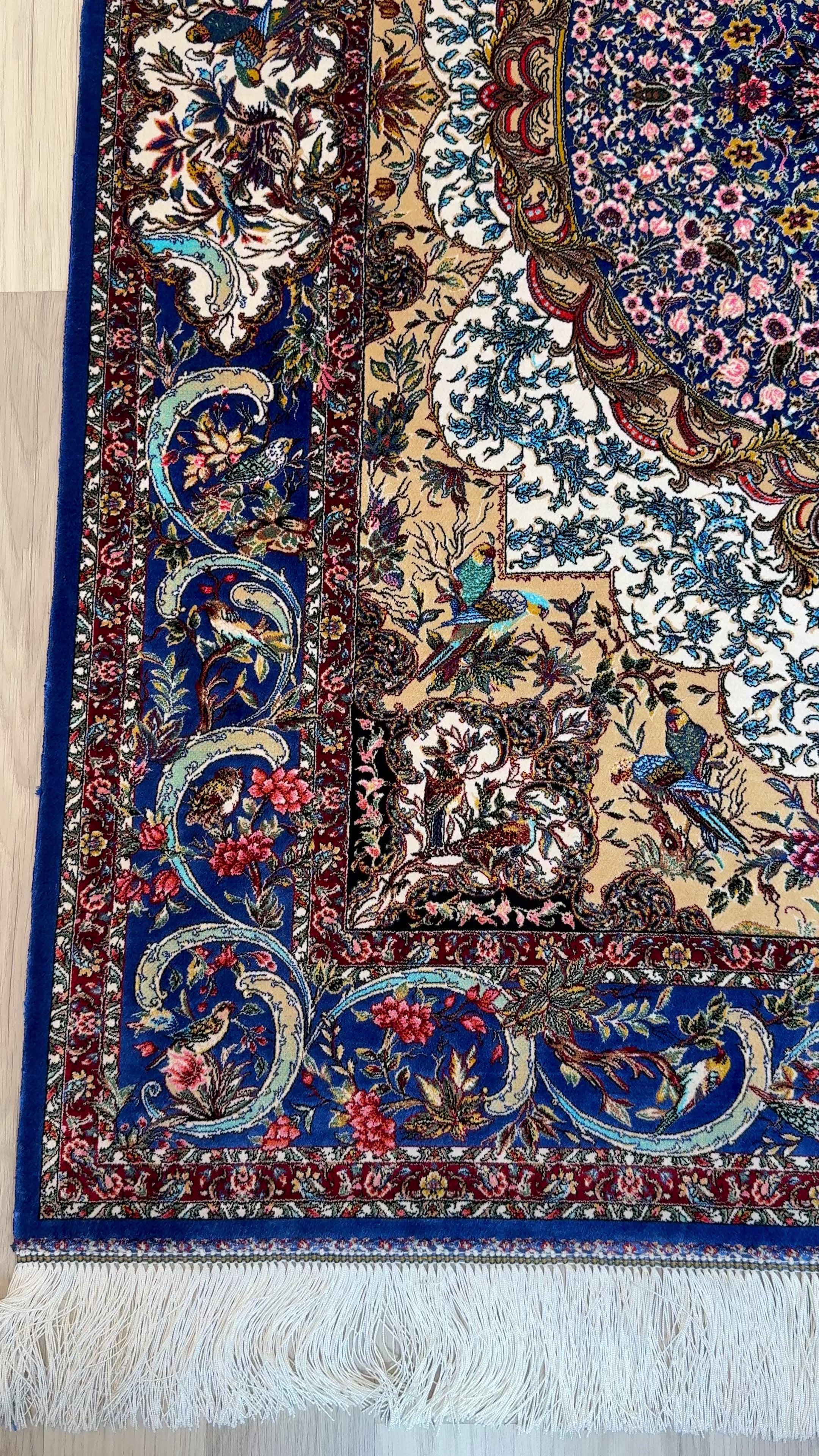 Luxury Persian Bamboo Silk Rug 100x150 cm – Robot-Woven & Hand-Knotted Edges