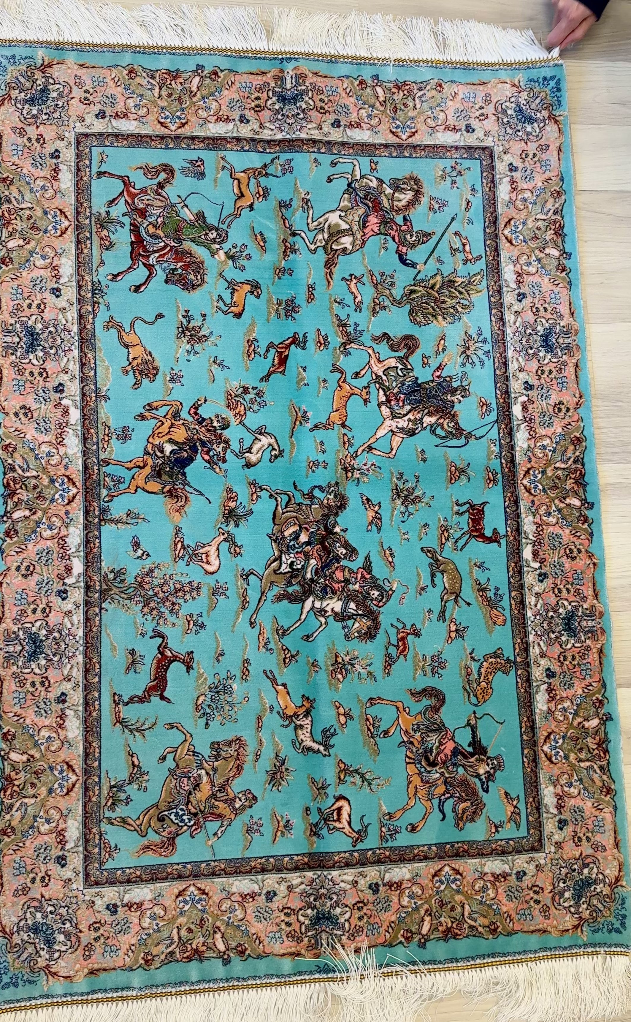 Luxury Persian Bamboo Silk Rug 80x120 cm – Robot-Woven & Hand-Knotted Edges