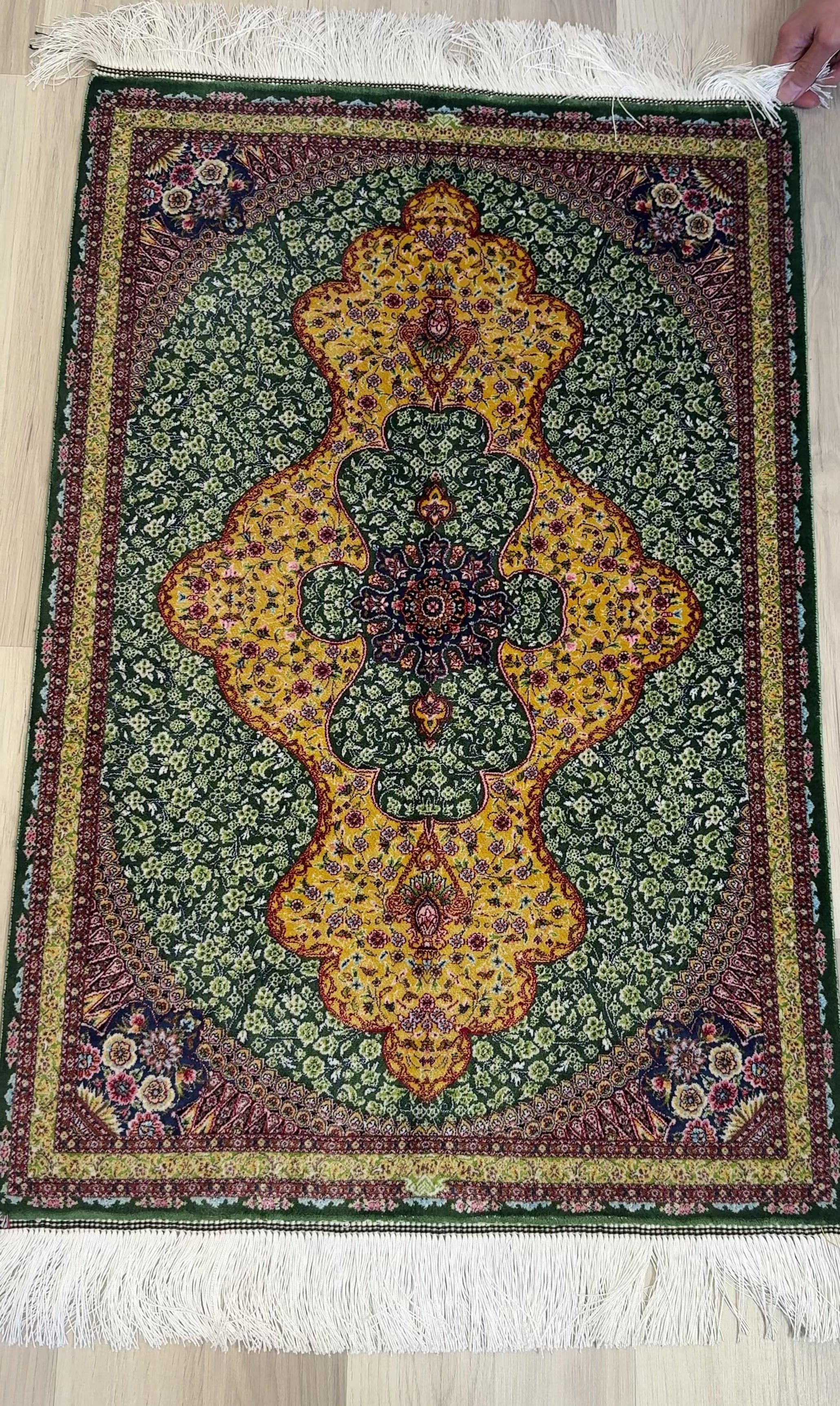 Elegant Persian Bamboo Silk Rug 60x90 cm – Robot-Woven & Hand-Knotted Edges