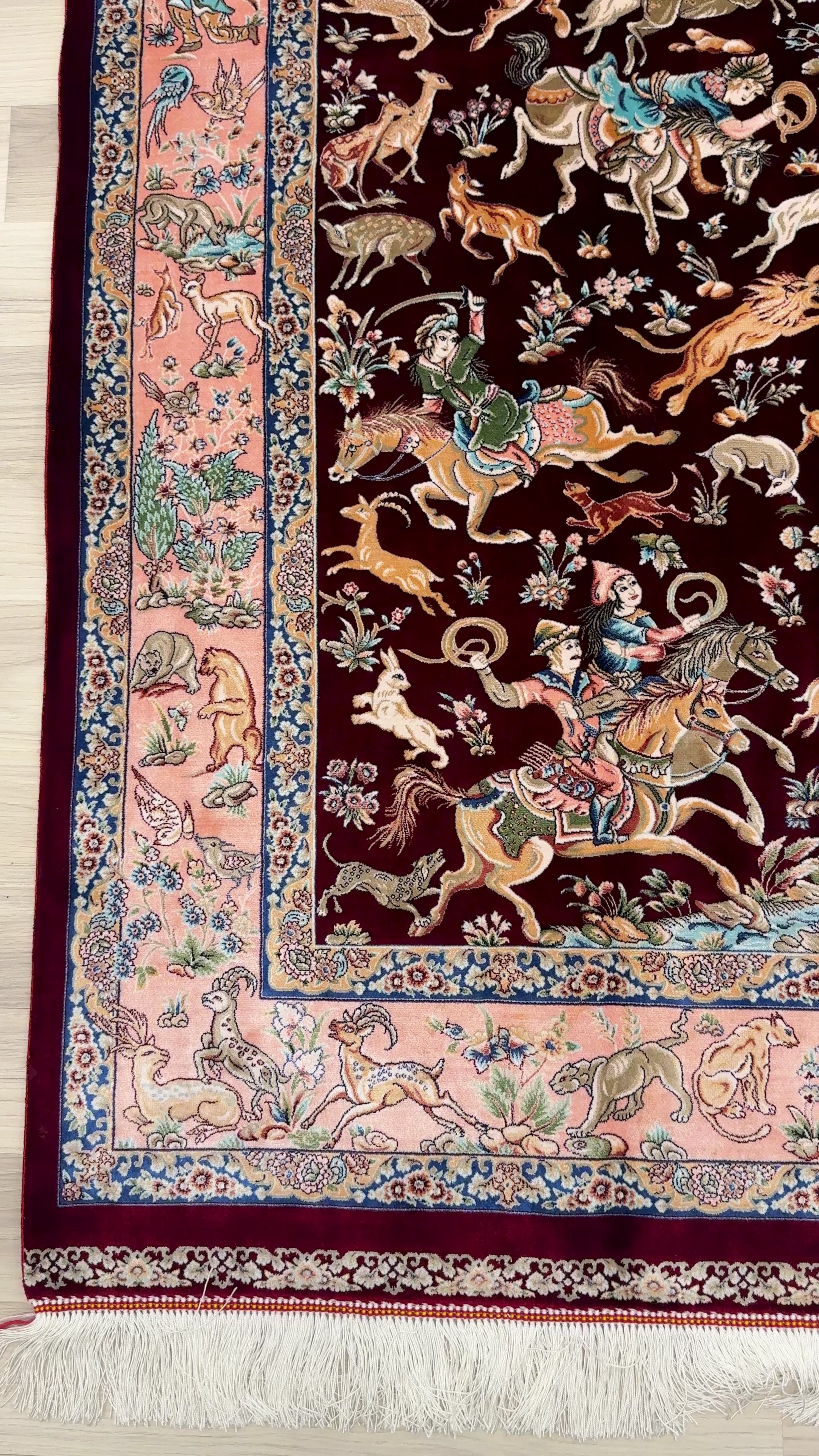 Luxury Persian Bamboo Silk Rug 120x180 cm – Robot-Woven & Hand-Knotted Edges