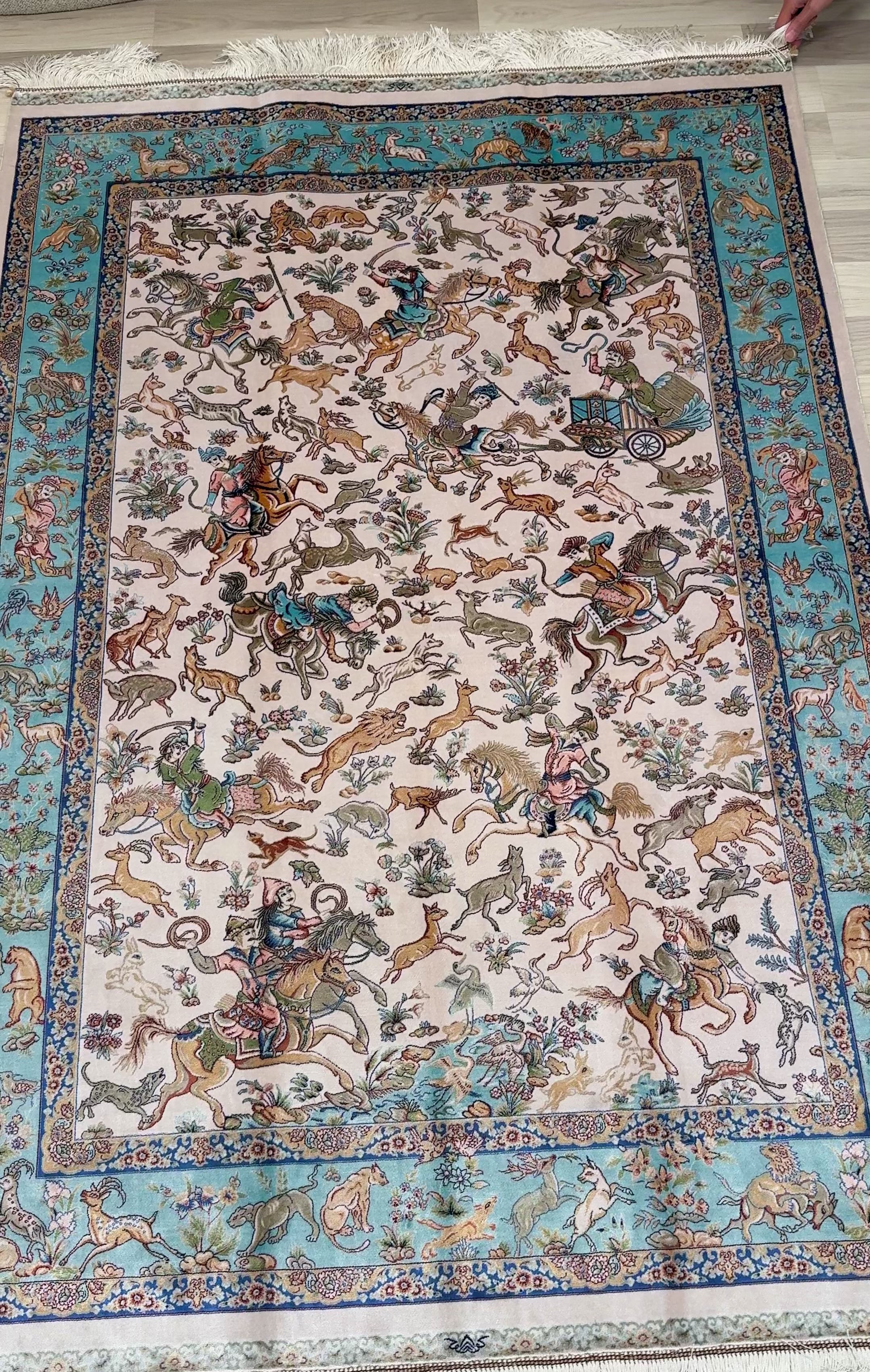 Luxury Persian Bamboo Silk Rug 120x180 cm – Robot-Woven & Hand-Knotted Edges