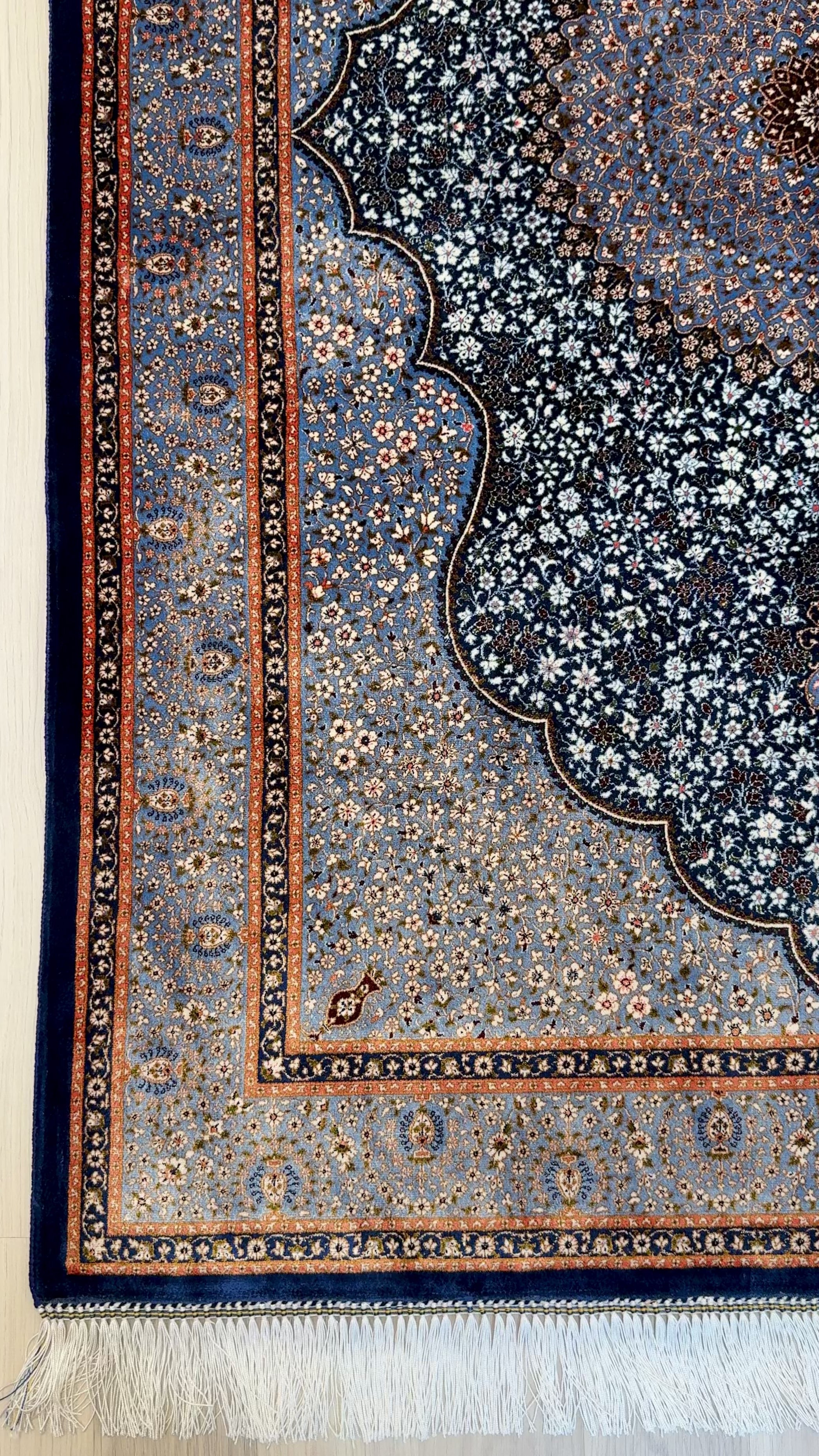 Luxury Persian Bamboo Silk Rug 100x150 cm – Robot-Woven & Hand-Knotted Edges