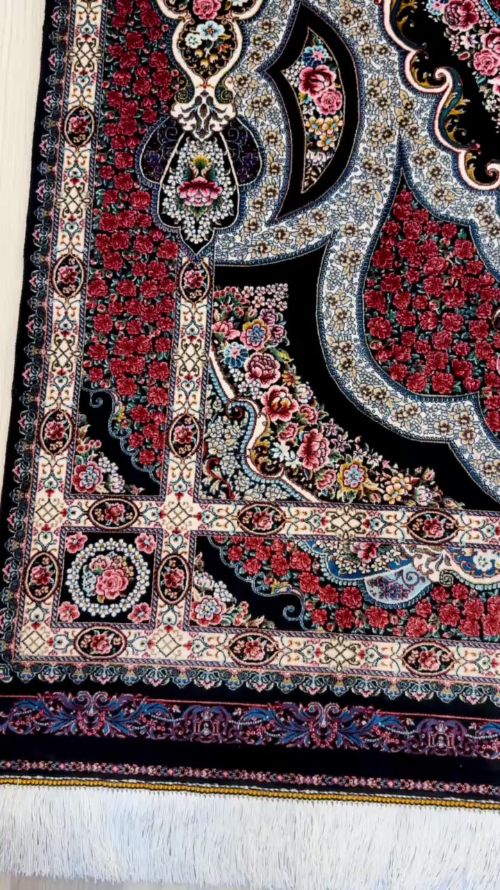 Luxury Persian Bamboo Silk Rug 100x150 cm – Robot-Woven & Hand-Knotted Edges