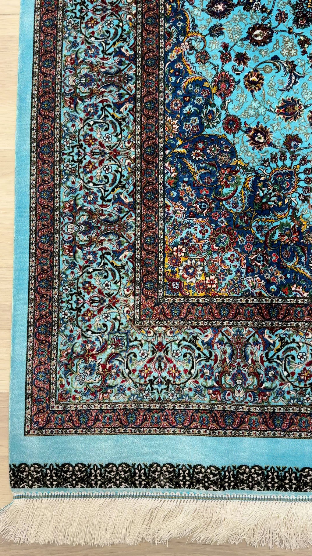 Luxury Persian Bamboo Silk Rug 120x180 cm – Robot-Woven & Hand-Knotted Edges