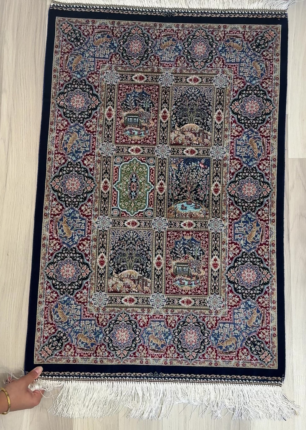 Elegant Persian Bamboo Silk Rug 60x90 cm – Robot-Woven & Hand-Knotted Edges