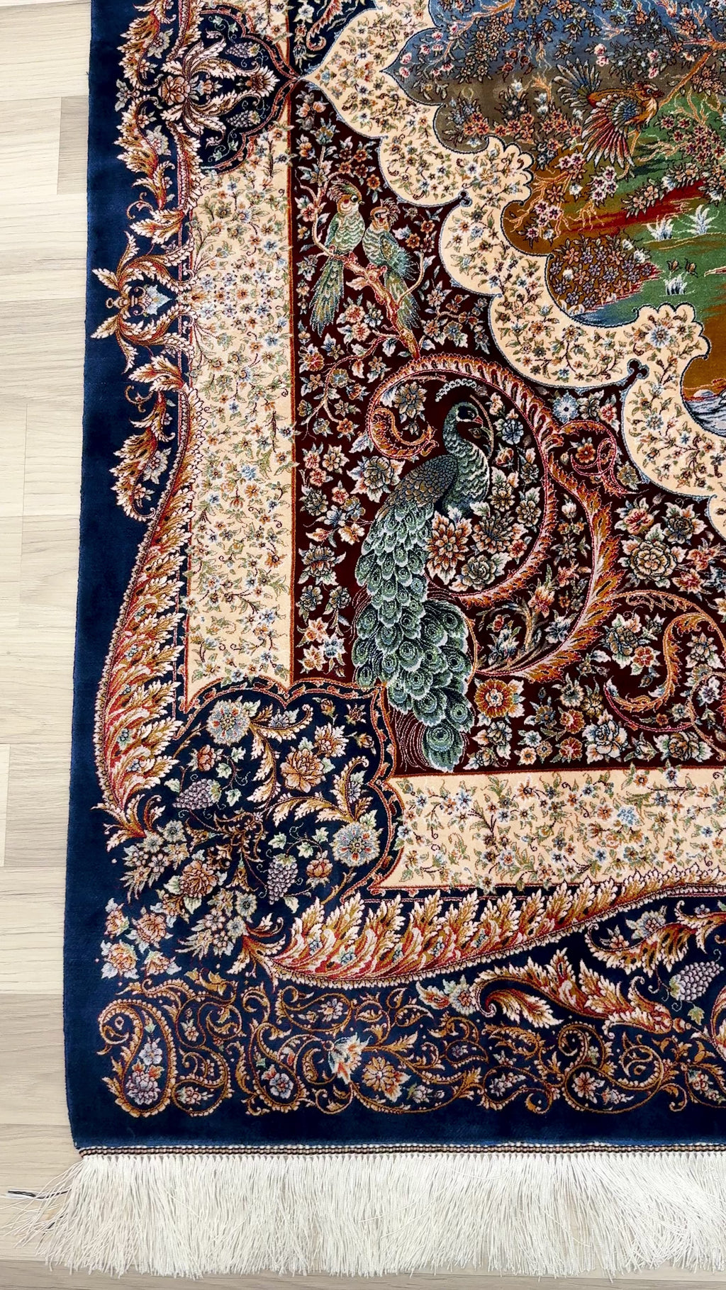 Luxury Persian Bamboo Silk Rug 120x180 cm – Robot-Woven & Hand-Knotted Edges