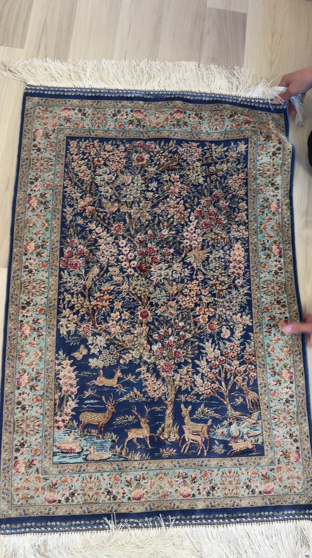 Elegant Persian Bamboo Silk Rug 60x90 cm – Robot-Woven & Hand-Knotted Edges